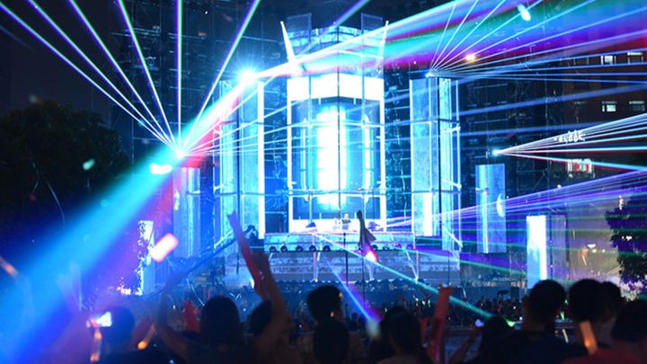 Clear revolution 1