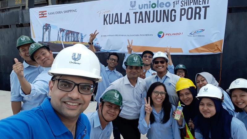Unilever Indonesia Kuala Tanjung Foto Bersama