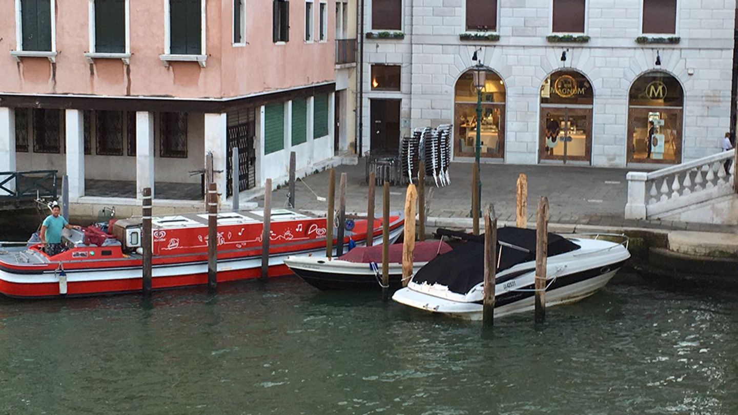 Electric gondola in Venice