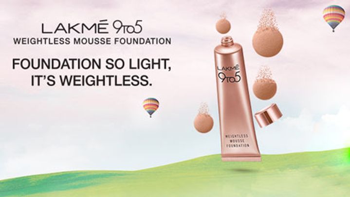 Lakmé’s 9 To 5 Weightless Mousse Foundation