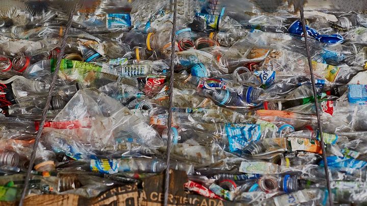 Plastic bottles recycling