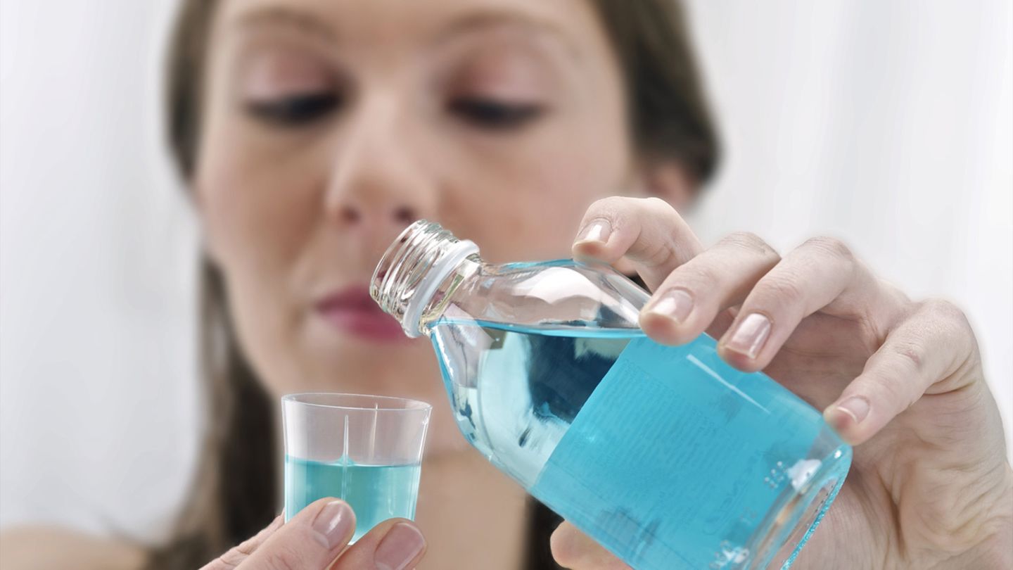 Testing the benefits of mouthwash against COVID-19