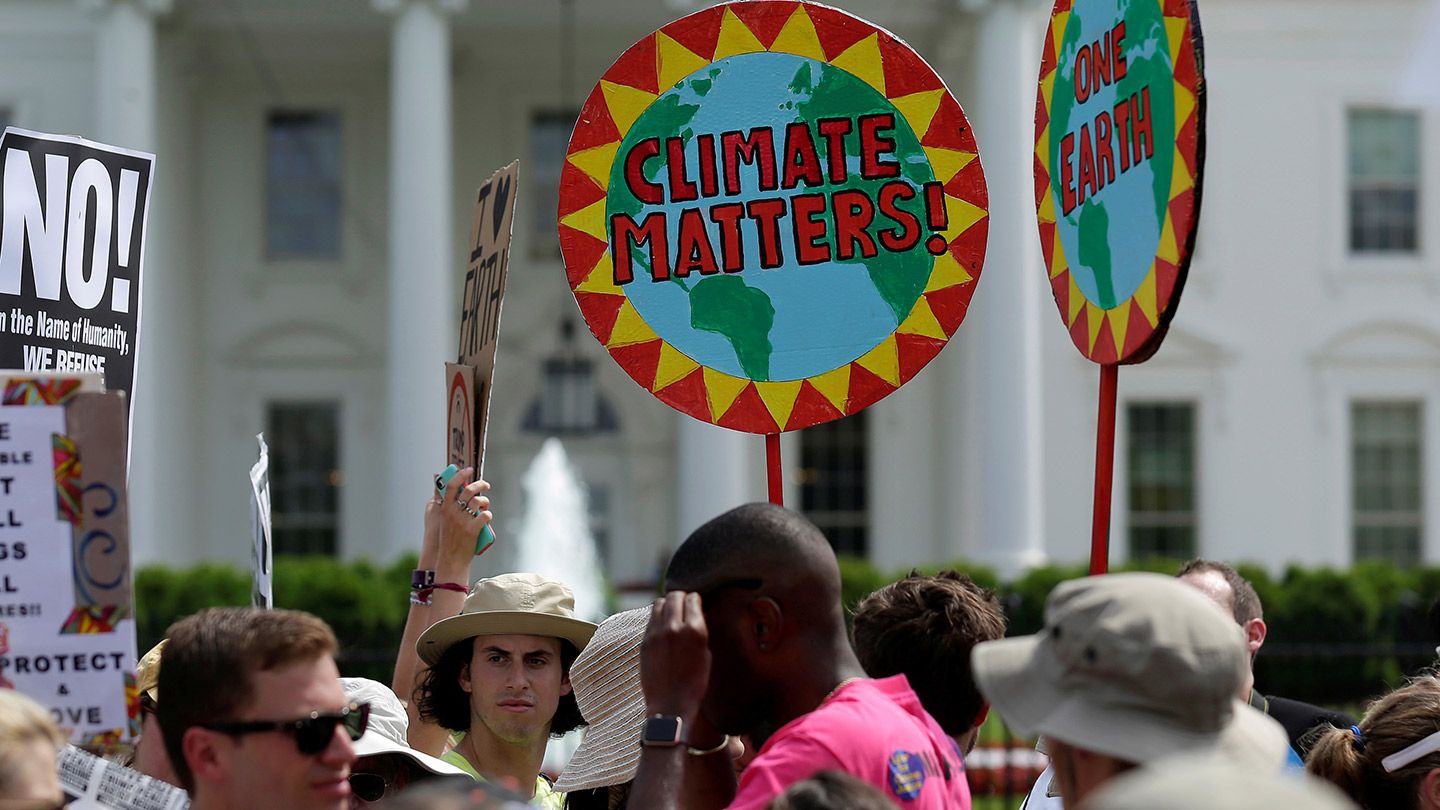 Climate demonstration outside the White House