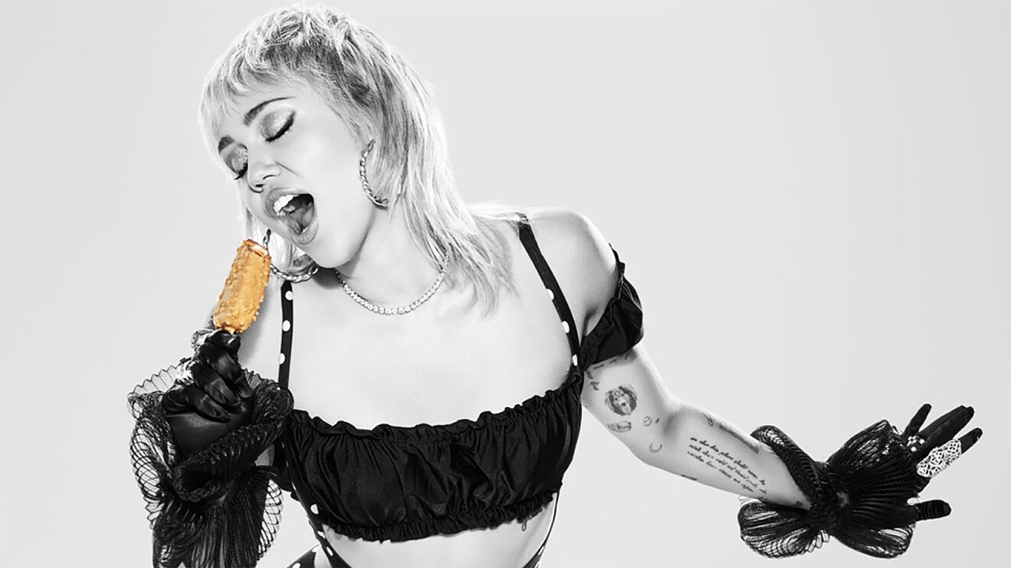 Magnum Miley Cyrus
