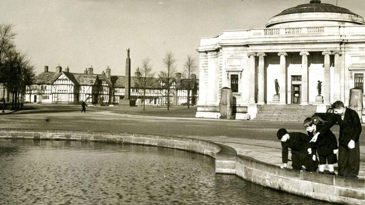 A photograph of the Lady Lever Art Gallery at Port Sunlight, Liverpool, UK.