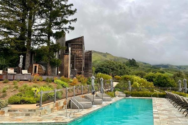 How I Booked a $6,000 Valentine’s Weekend with Hyatt Points