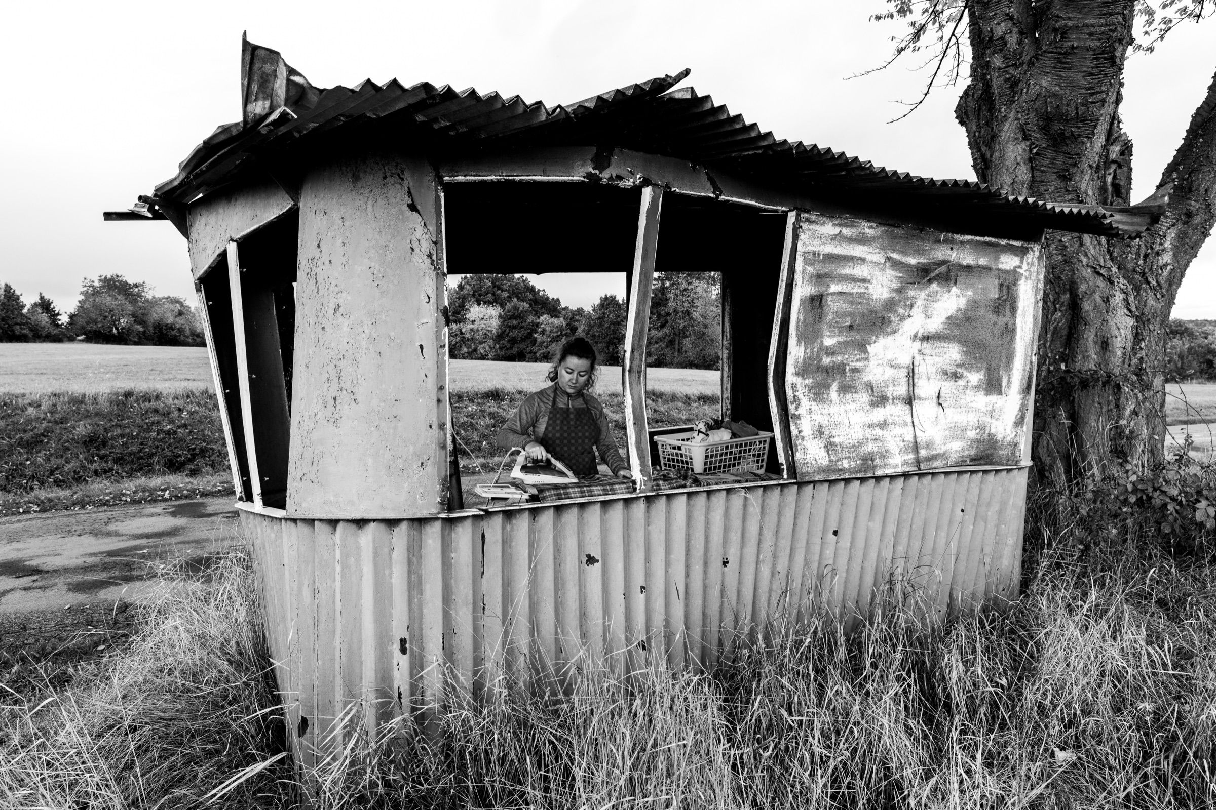 Život na autobusové zastávce – fotografie 10