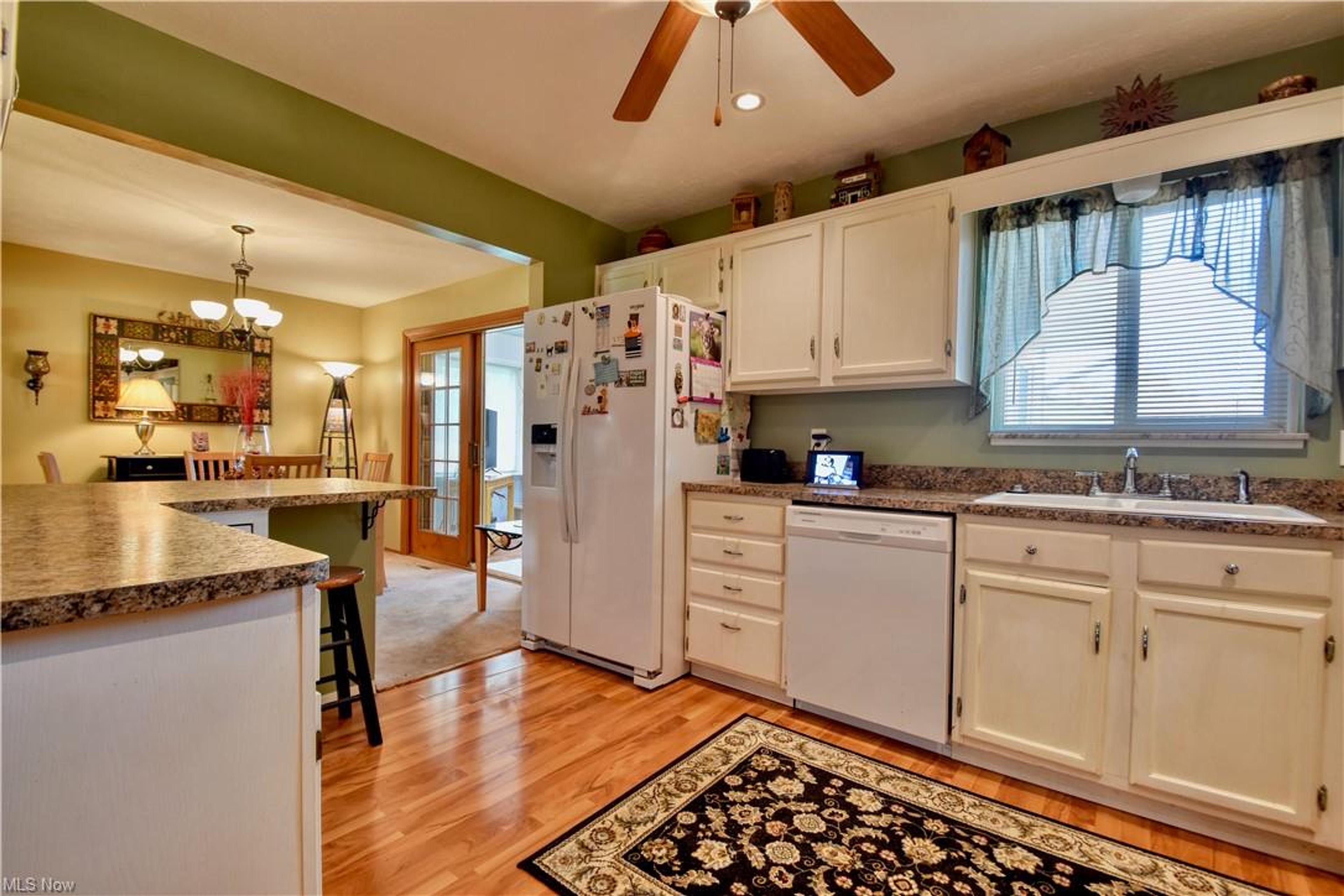 7294 Connie Drive, Mentor - photo 22