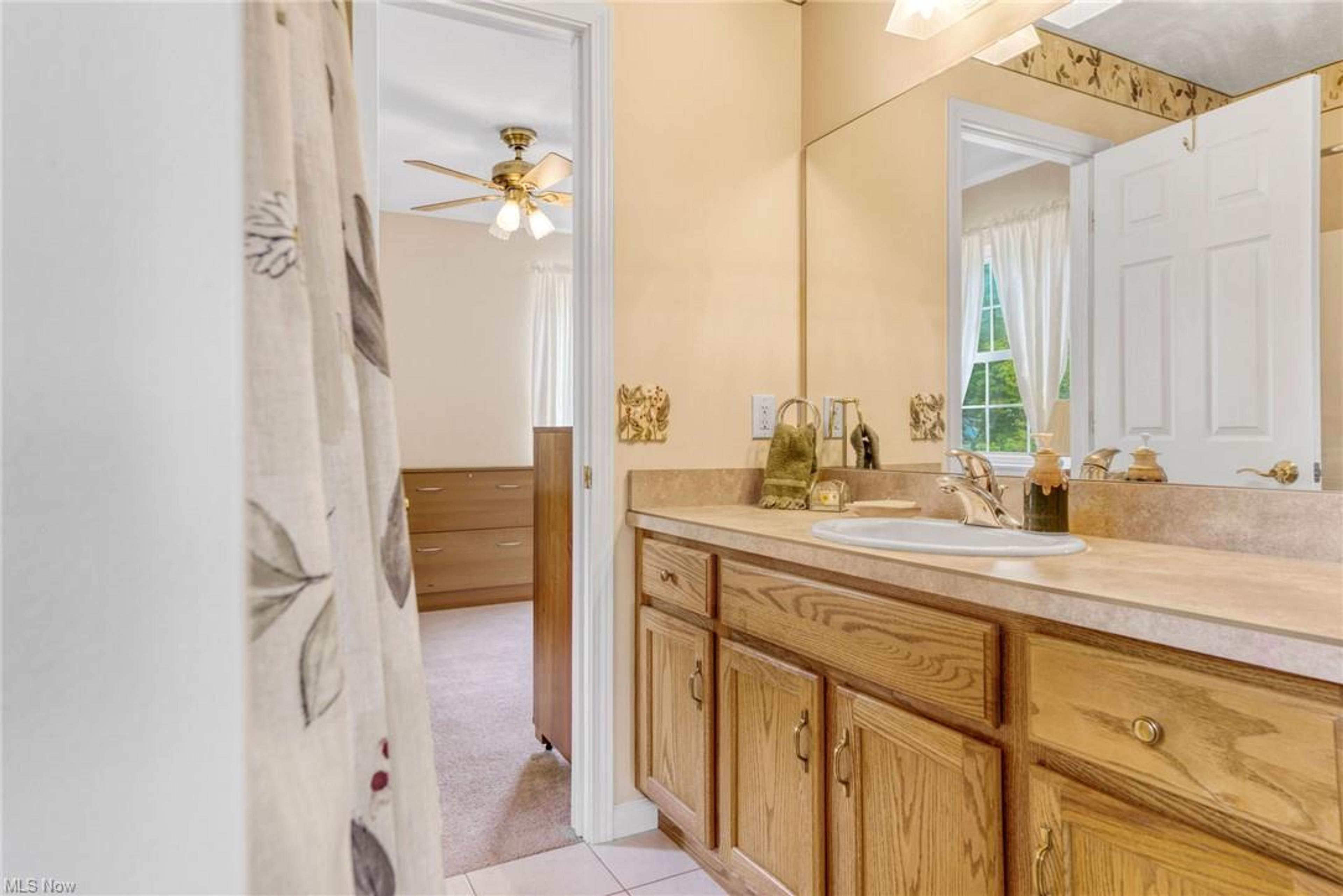 14588 Baird Street, Burton - photo 2