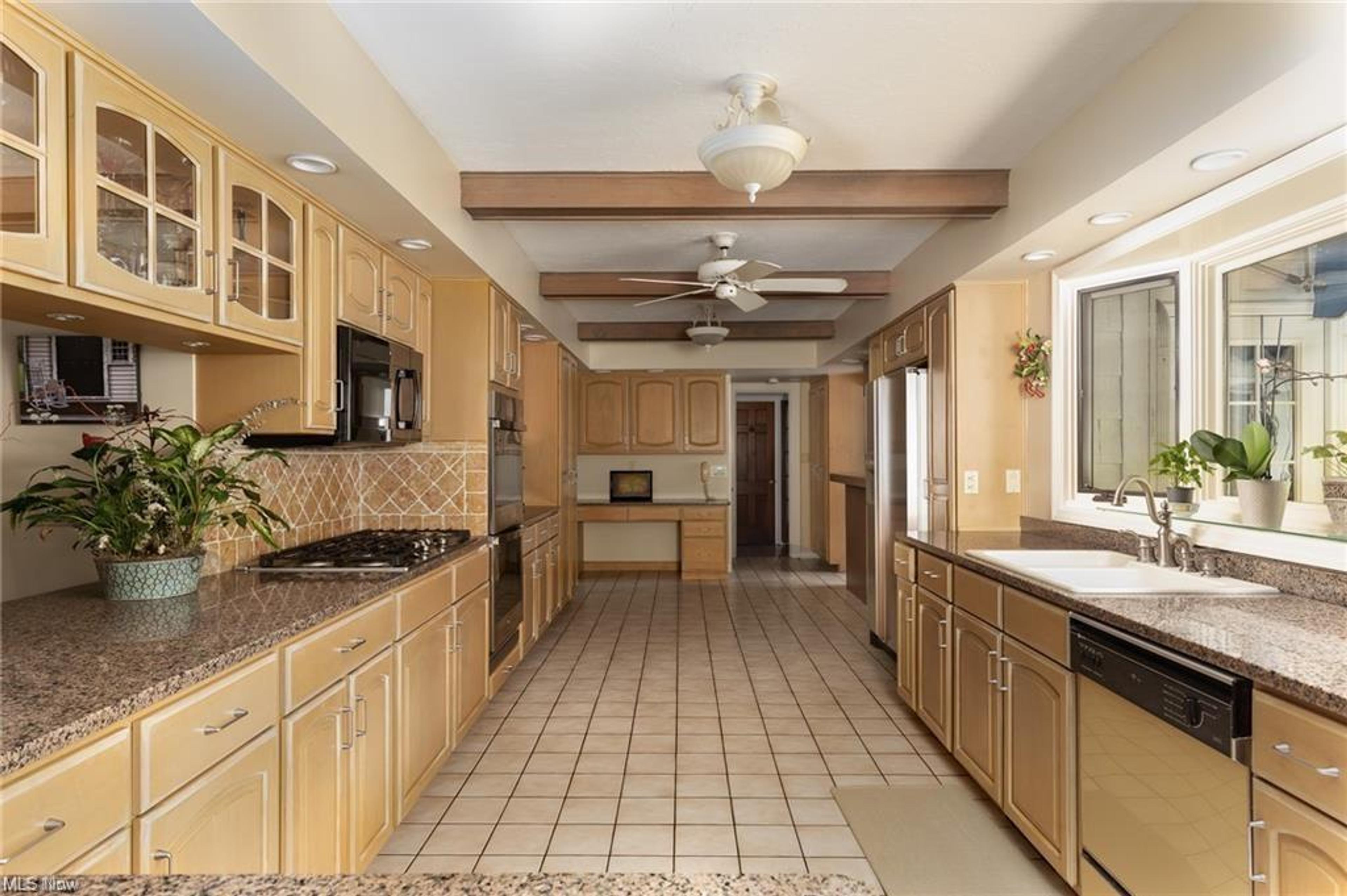 644 Riverside Drive, Painesville Twp - photo 8