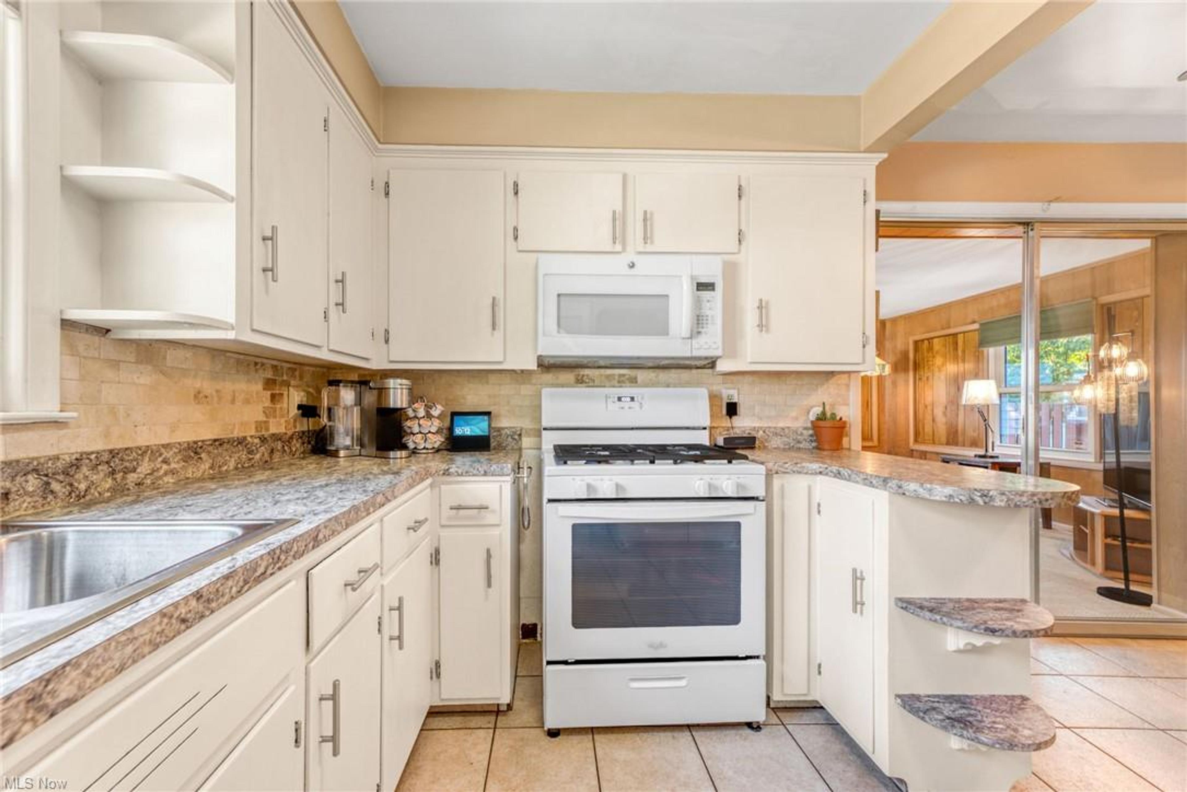 261 E 262nd Street, Euclid - photo 13