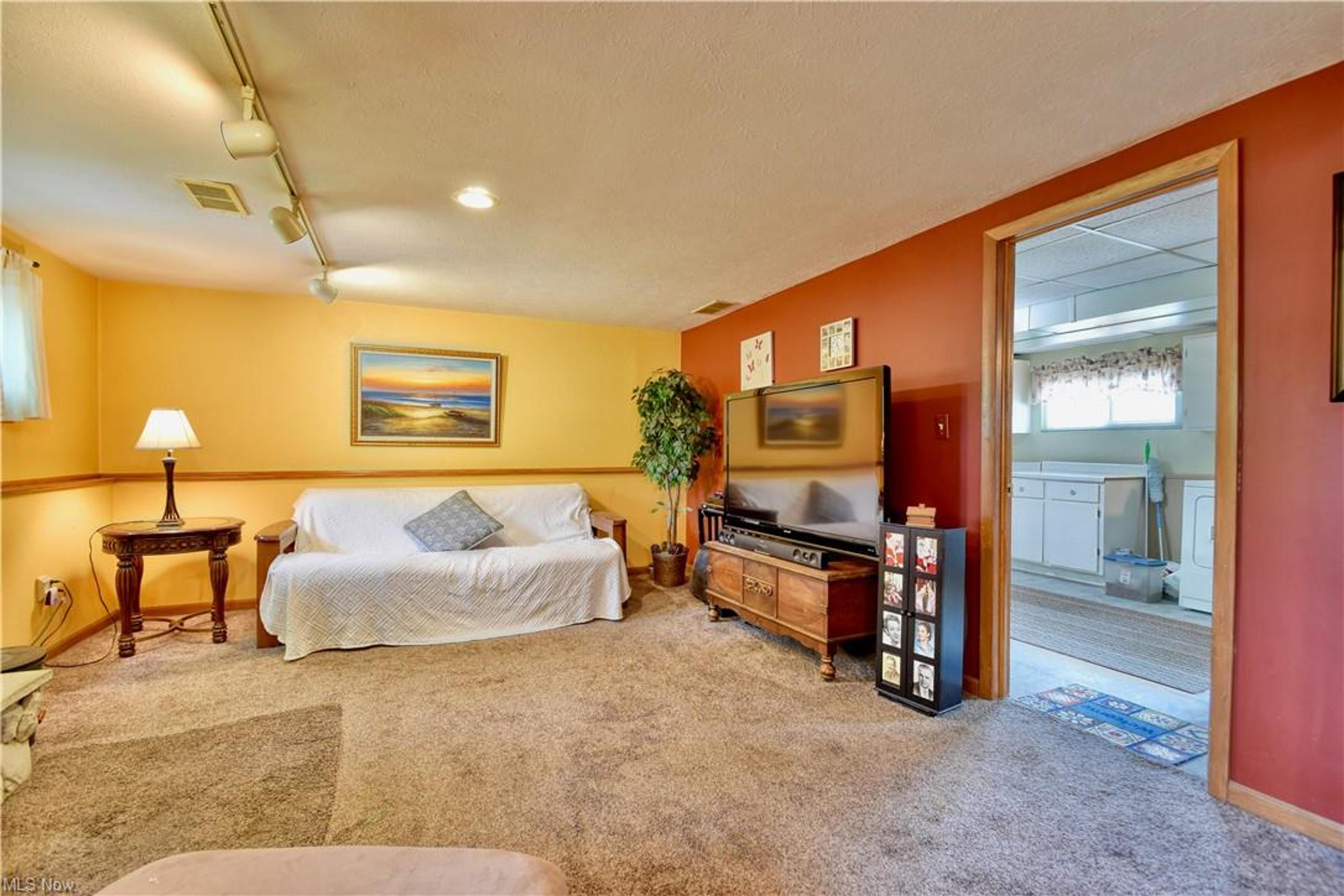 7294 Connie Drive, Mentor - photo 16