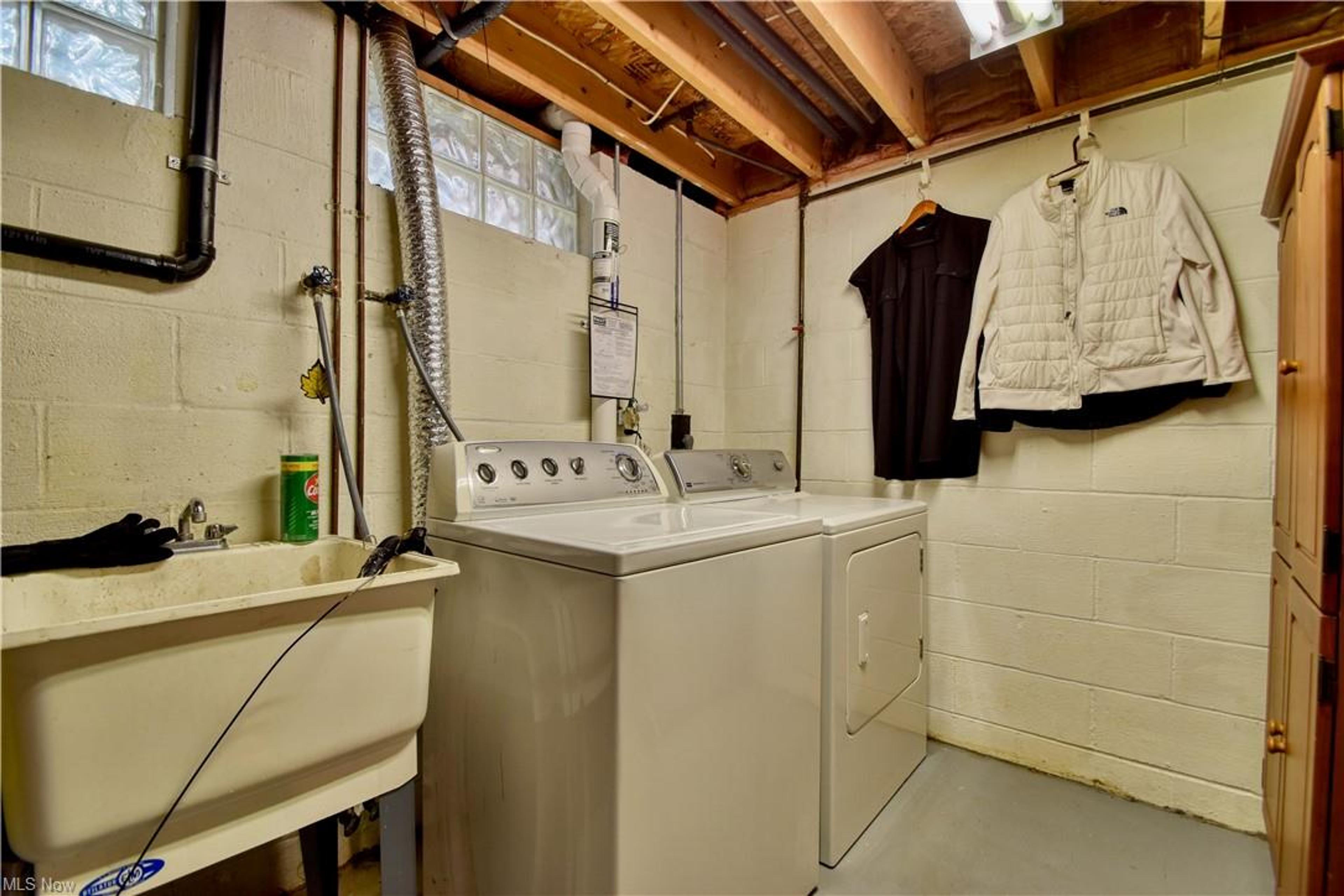 8255 Lancaster Drive #8, Mentor - photo 25