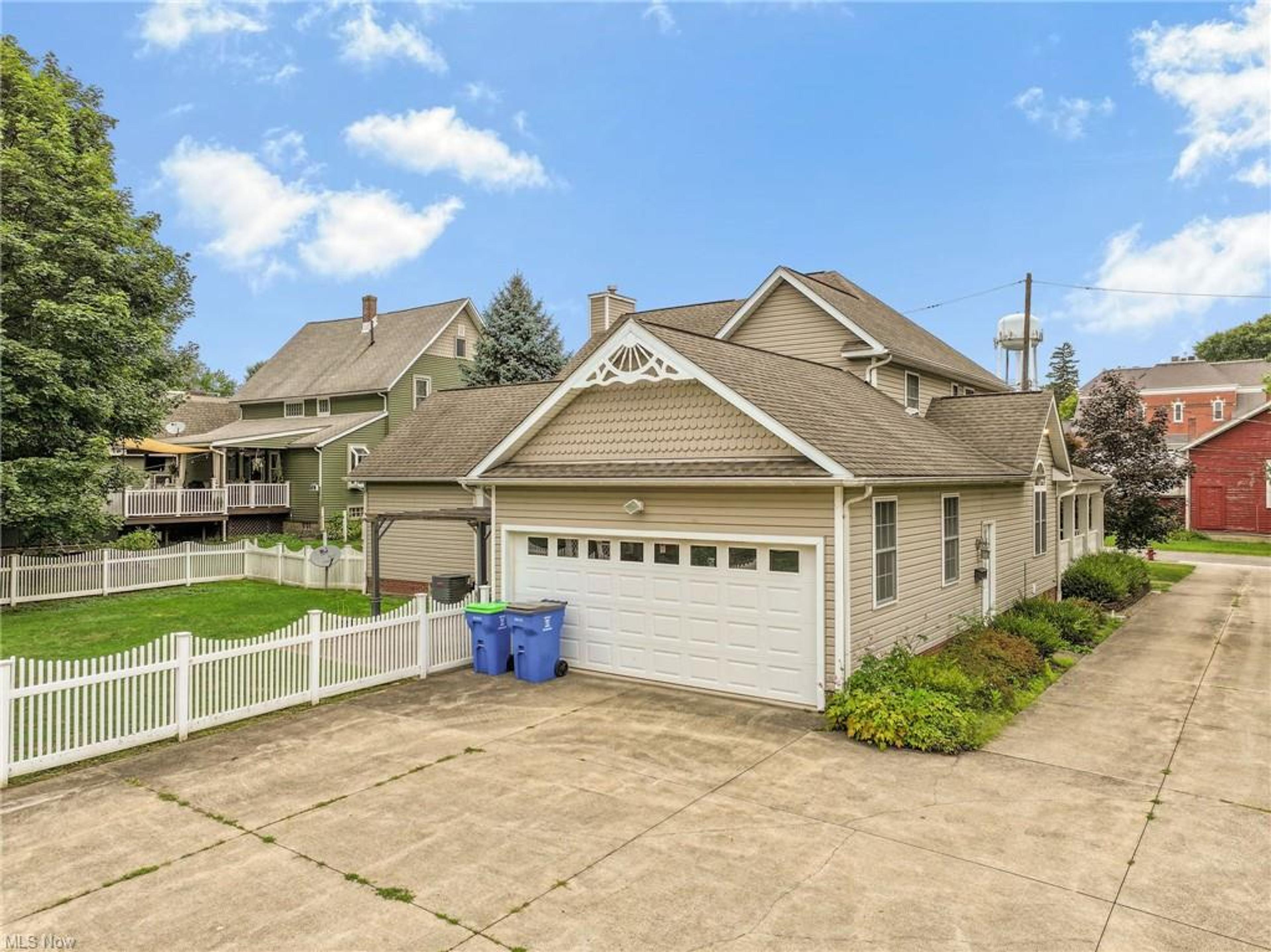 14588 Baird Street, Burton - photo 6