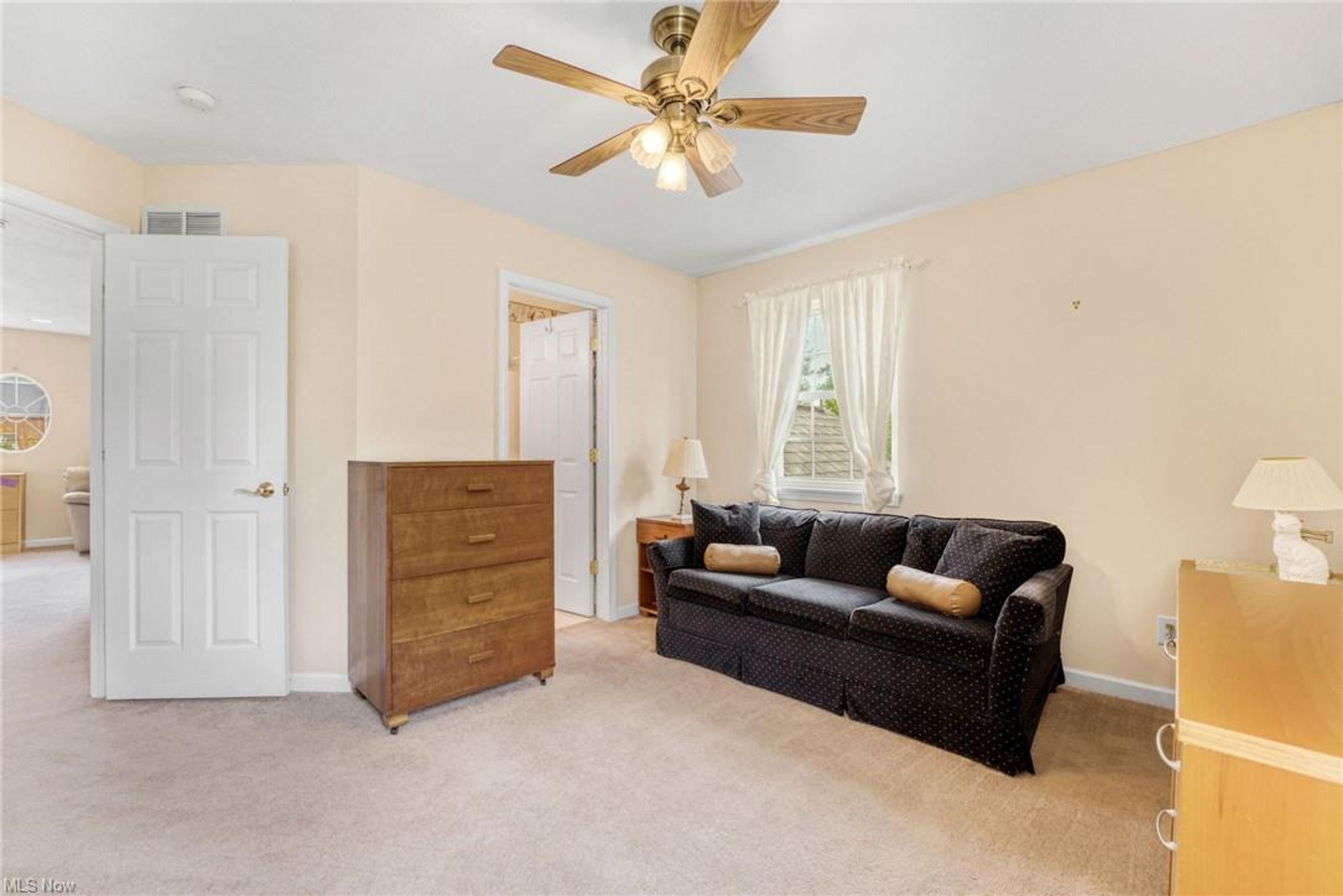 14588 Baird Street, Burton - photo 13