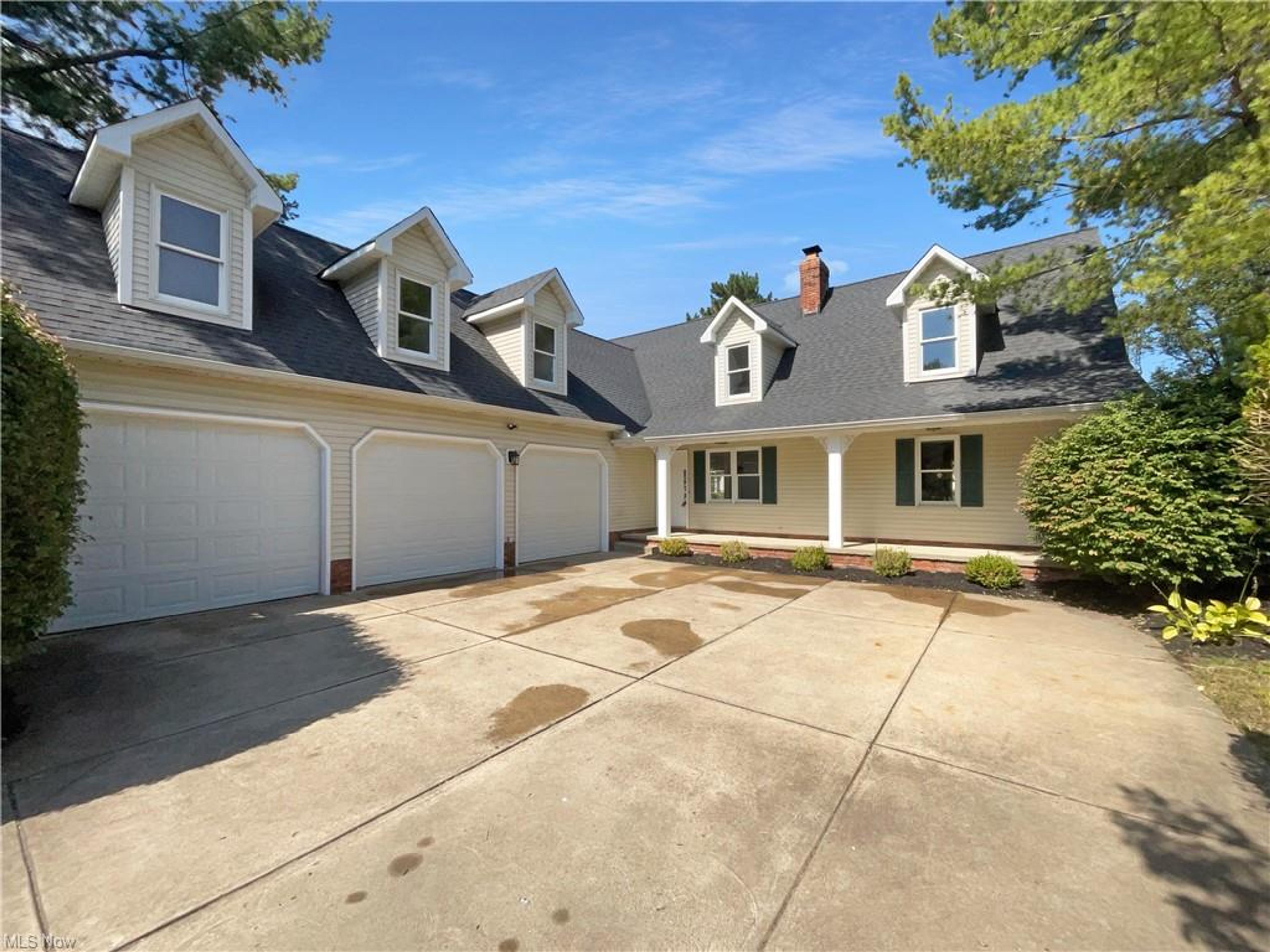 2154 Ridgebury Drive, Painesville - photo 5