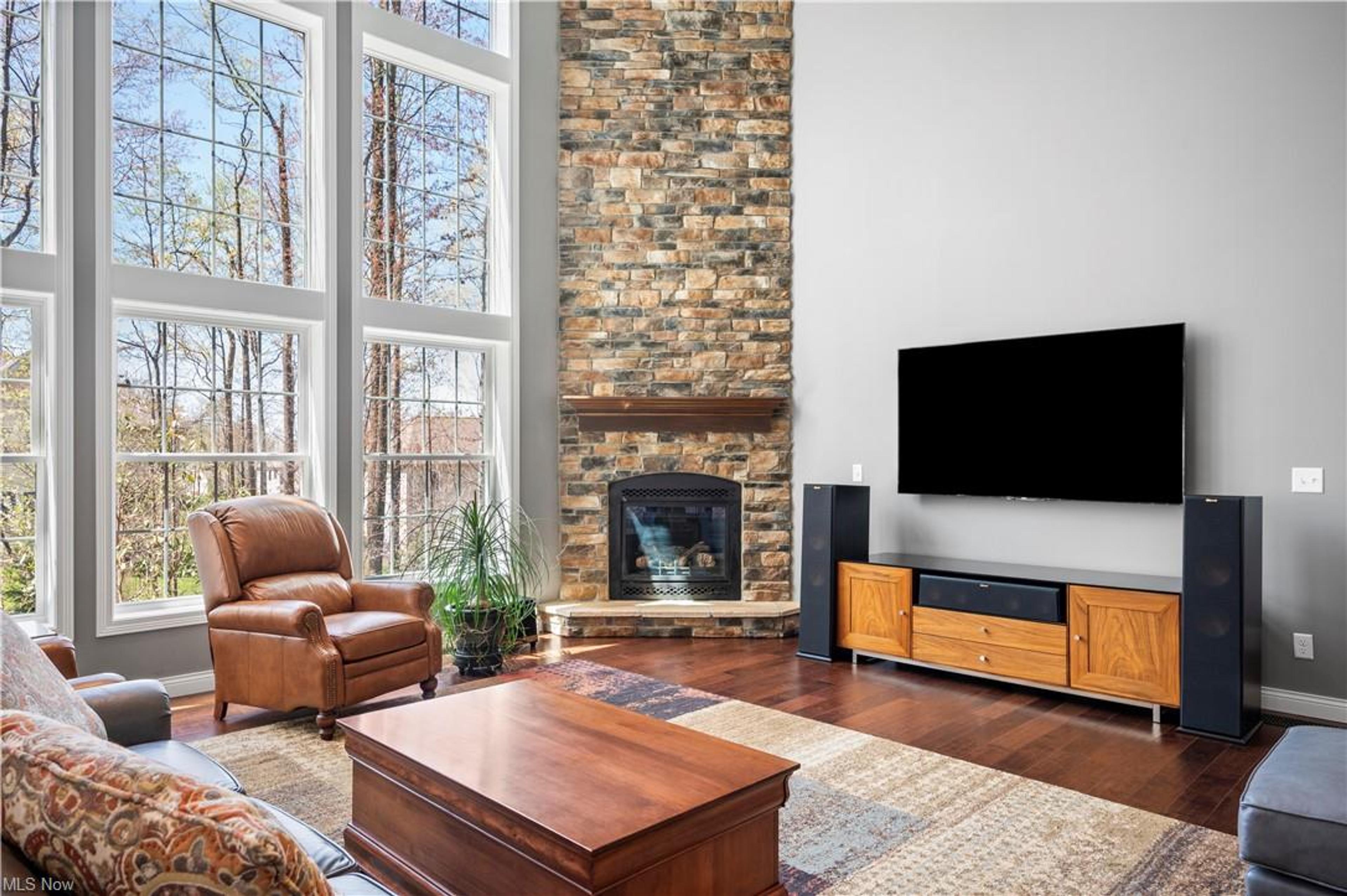 8044 Butler Hill Drive, Concord - photo 5