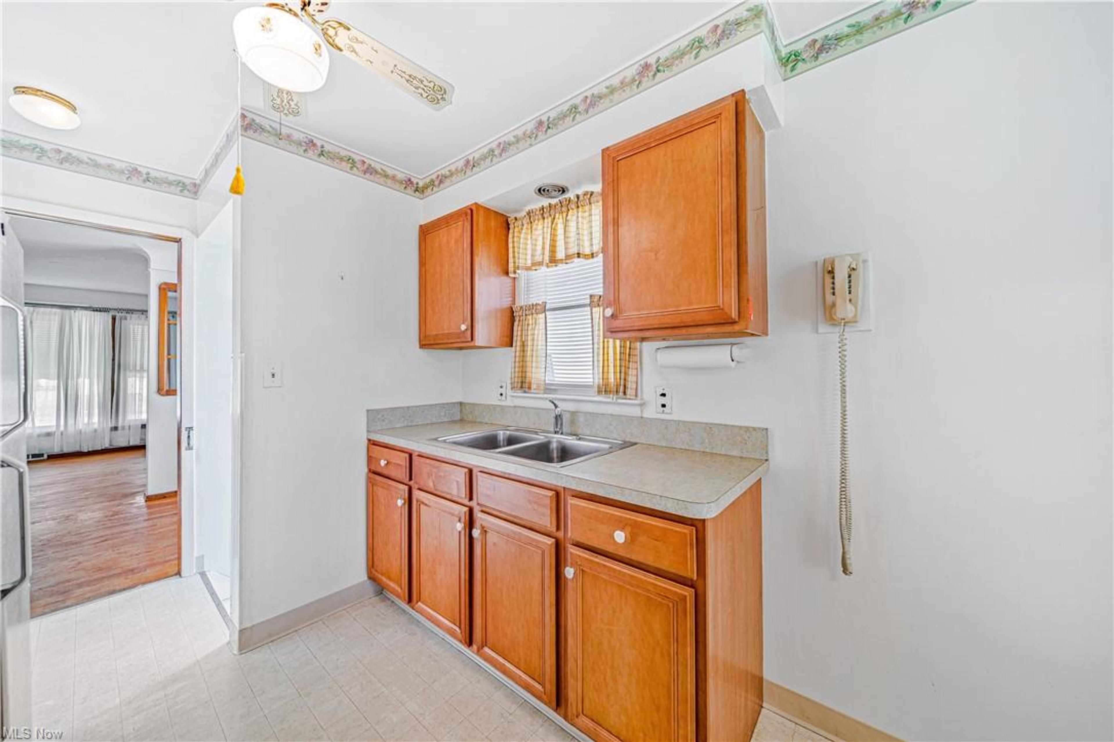 431 E 309th Street, Willowick - photo 13