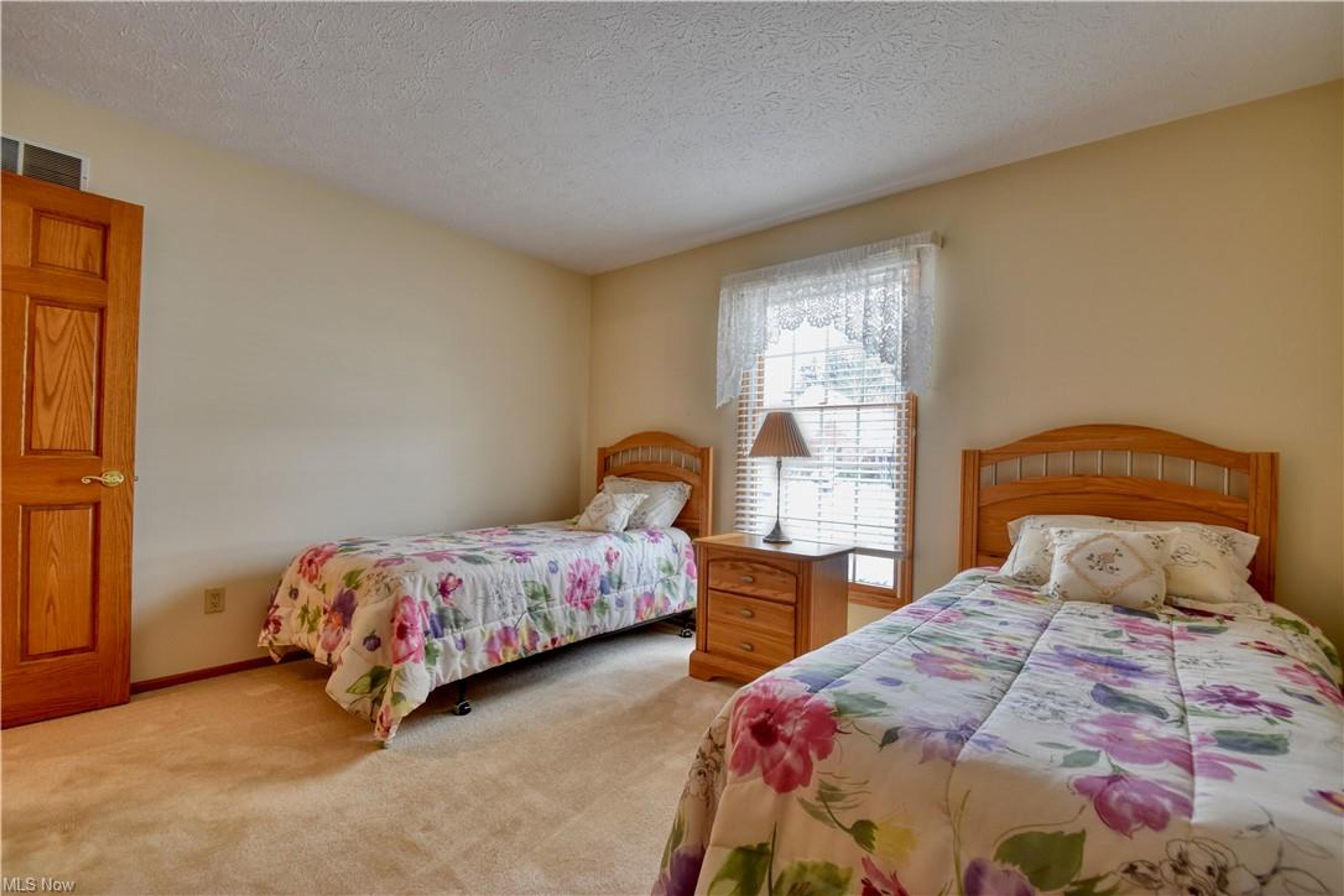 6764 Waterford Lane #U-6764, Mentor - photo 18