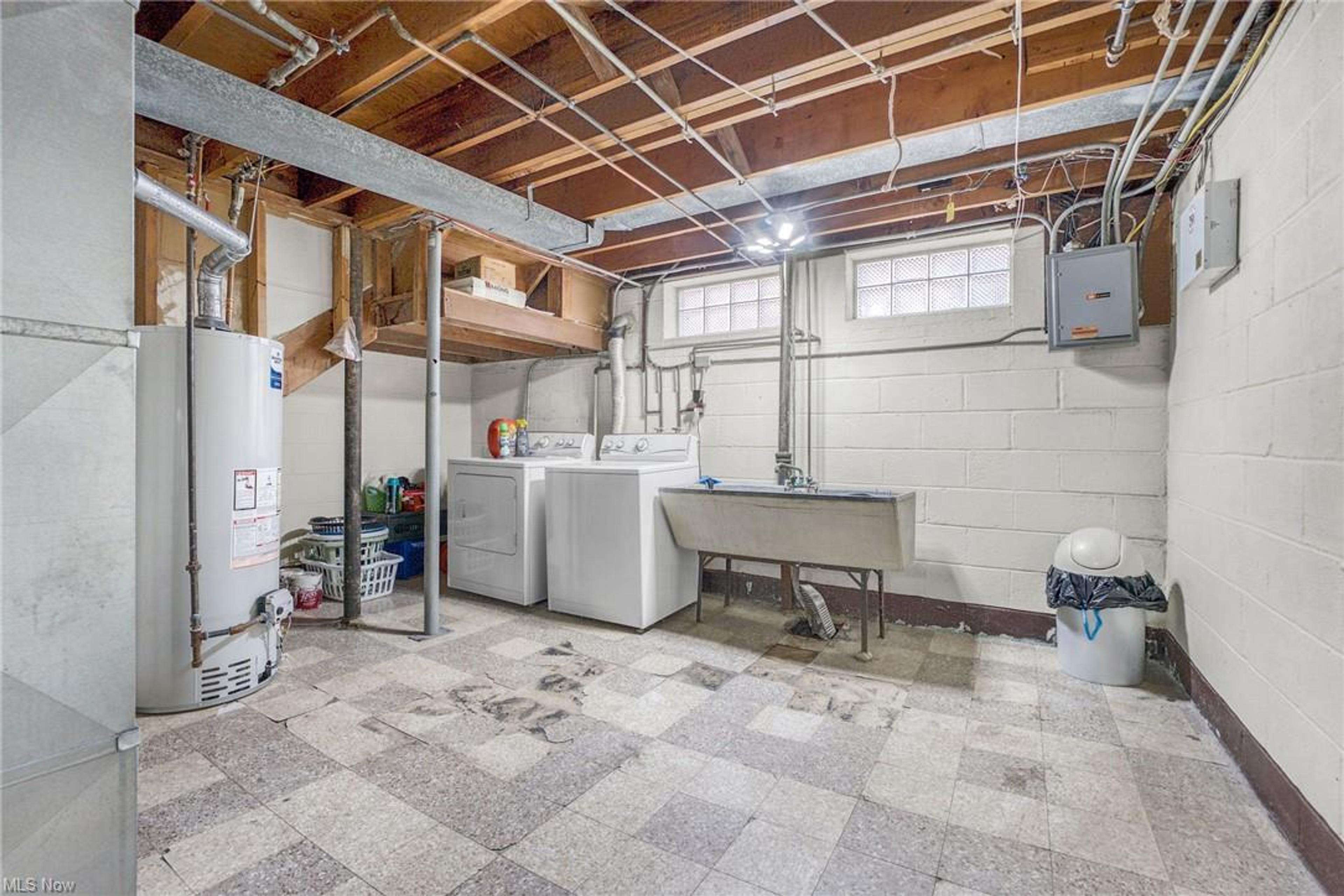 261 E 262nd Street, Euclid - photo 2