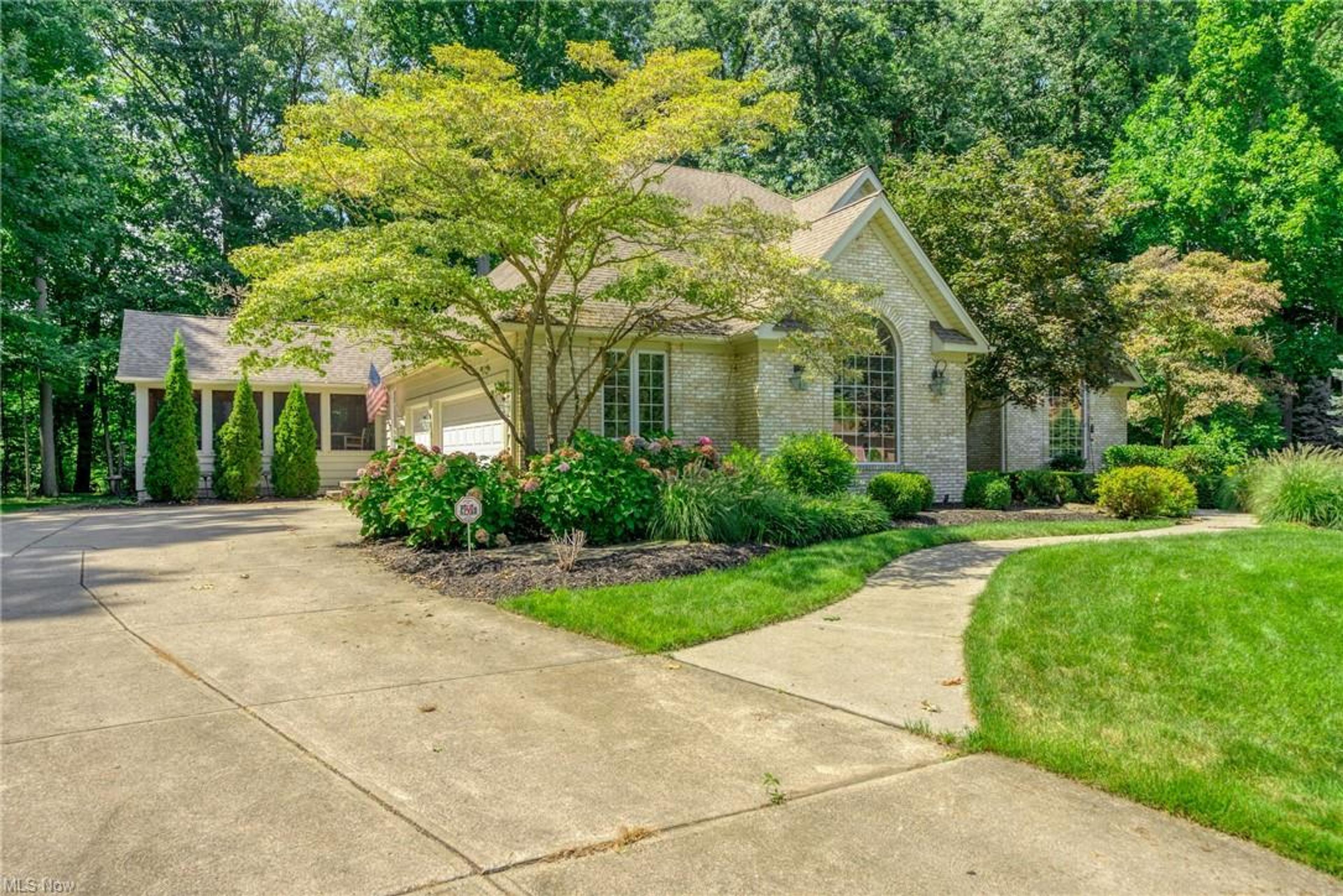8432 Hilltop Drive, Mentor - photo 37