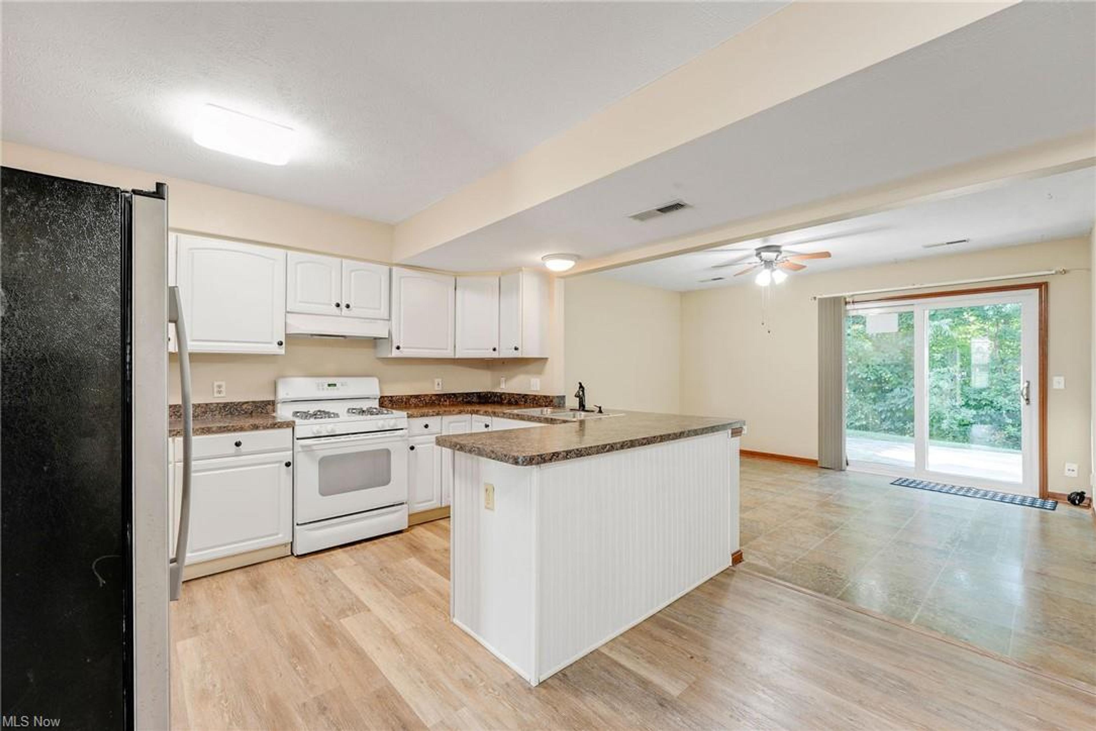 11253 Hampton Bay Lane, Concord - photo 5