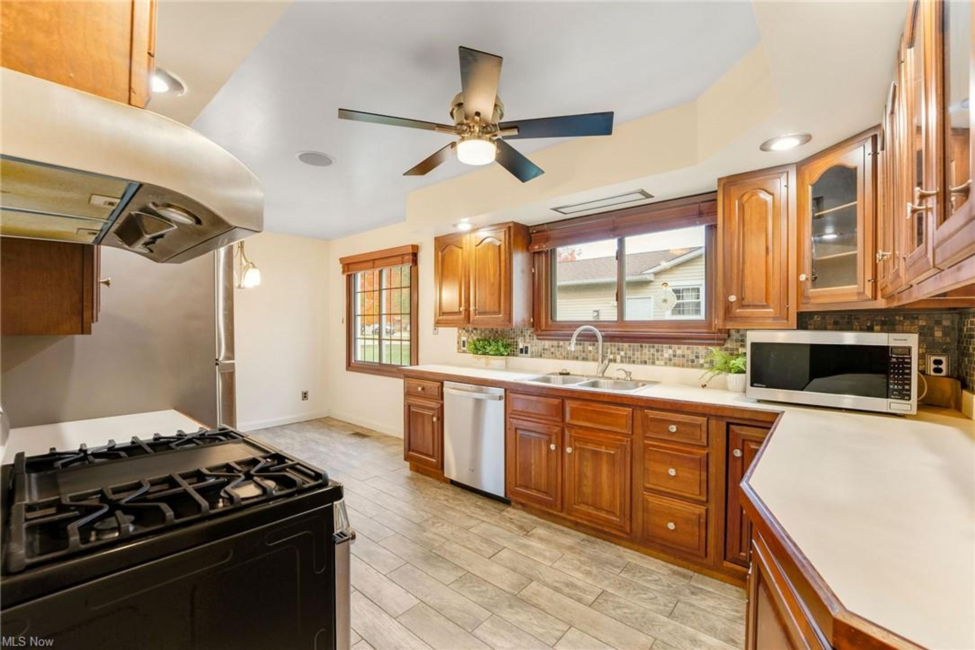 9556 Tamarin Court, Mentor - photo 9