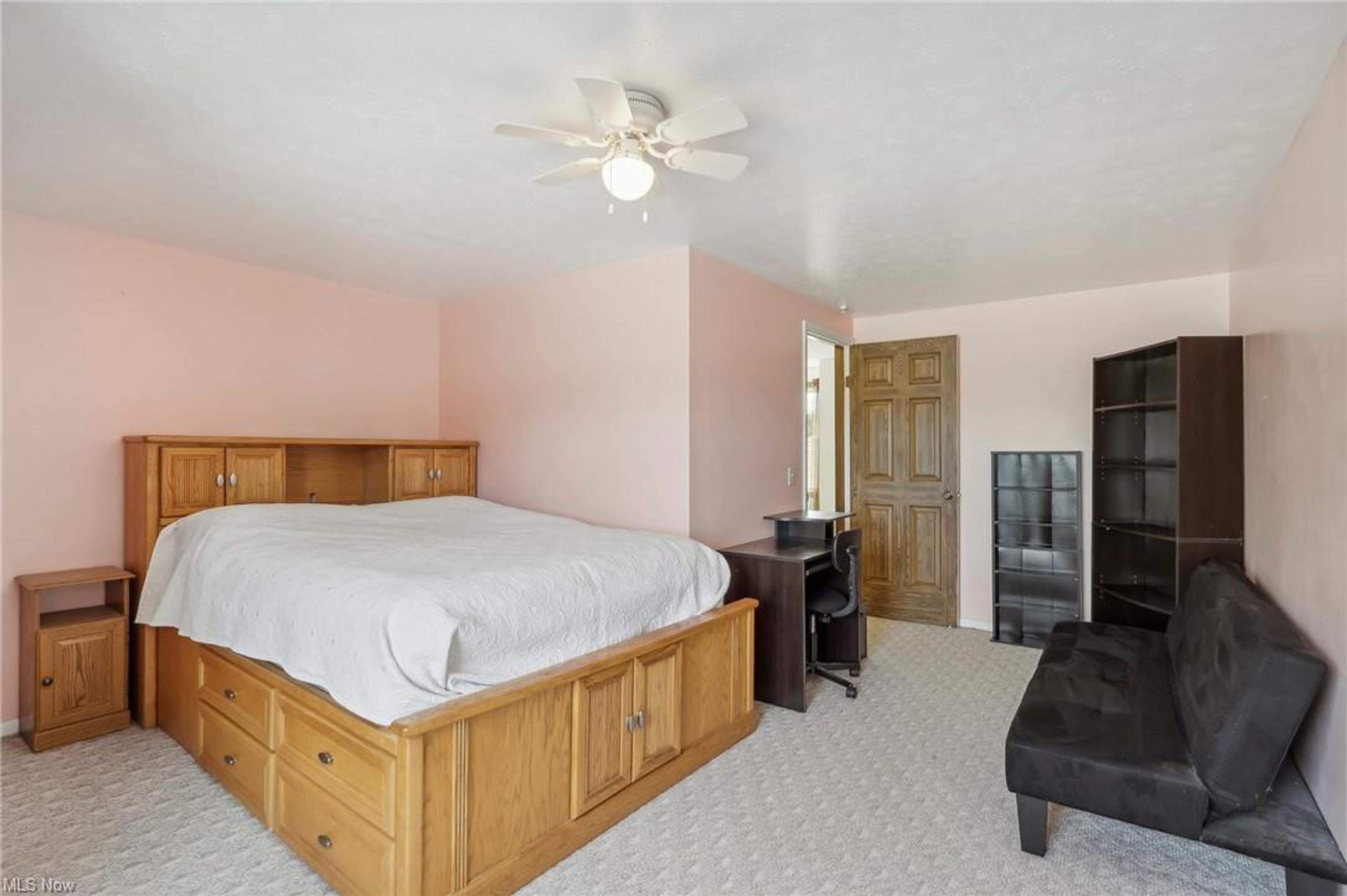 800 Orchardview Avenue, Seven Hills - photo 16