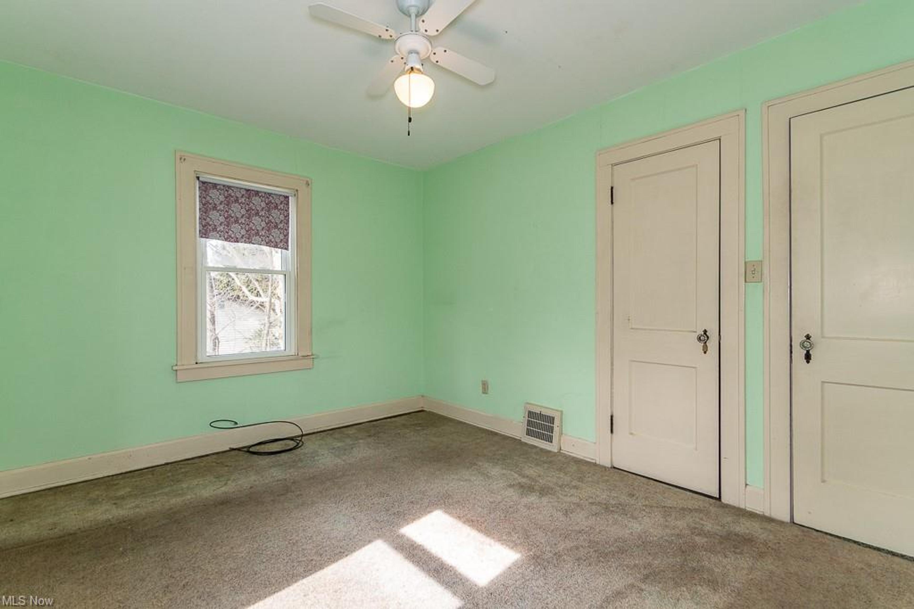 29396 Detroit Road, Westlake - photo 17