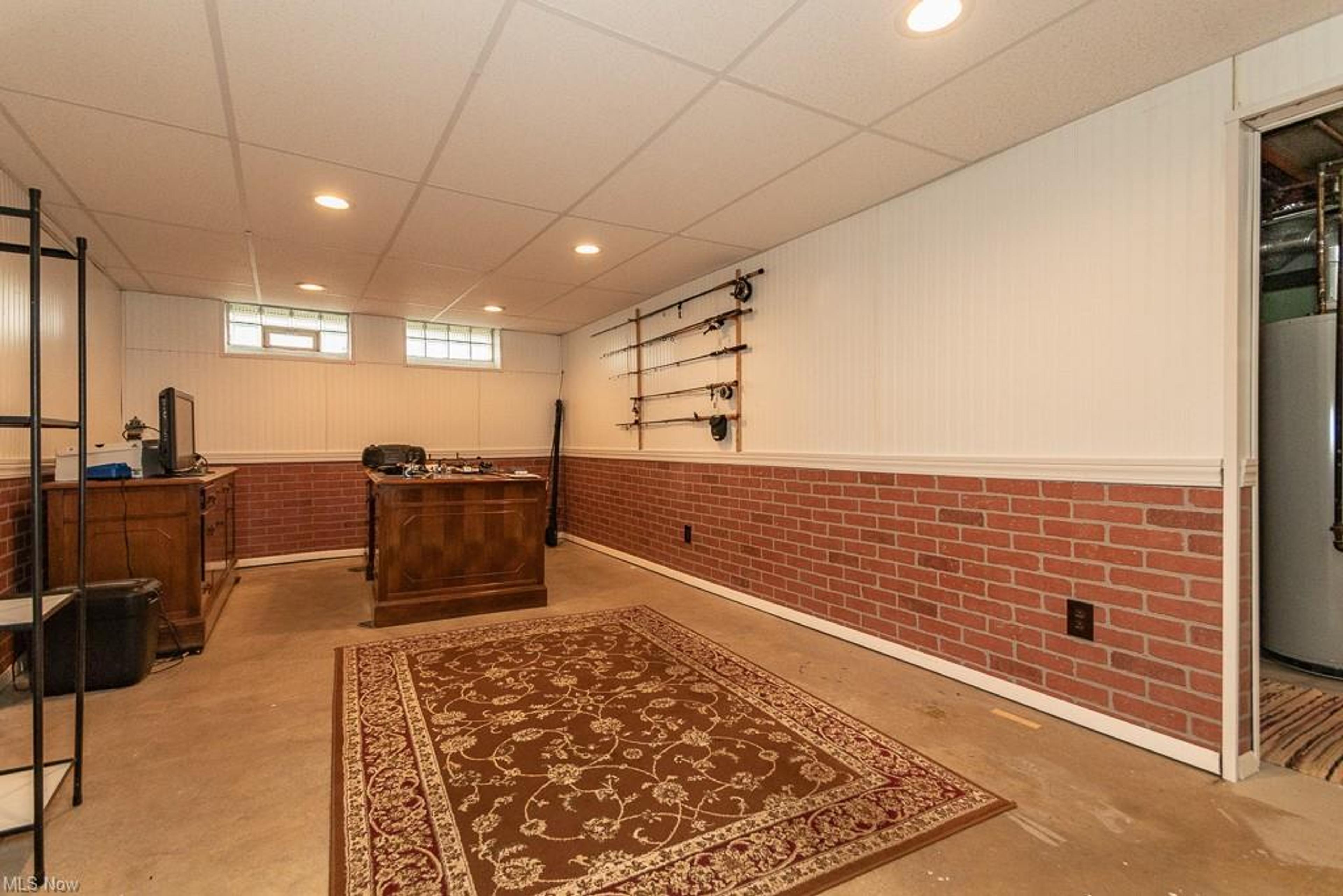 3828 E 365th Street, Willoughby - photo 21