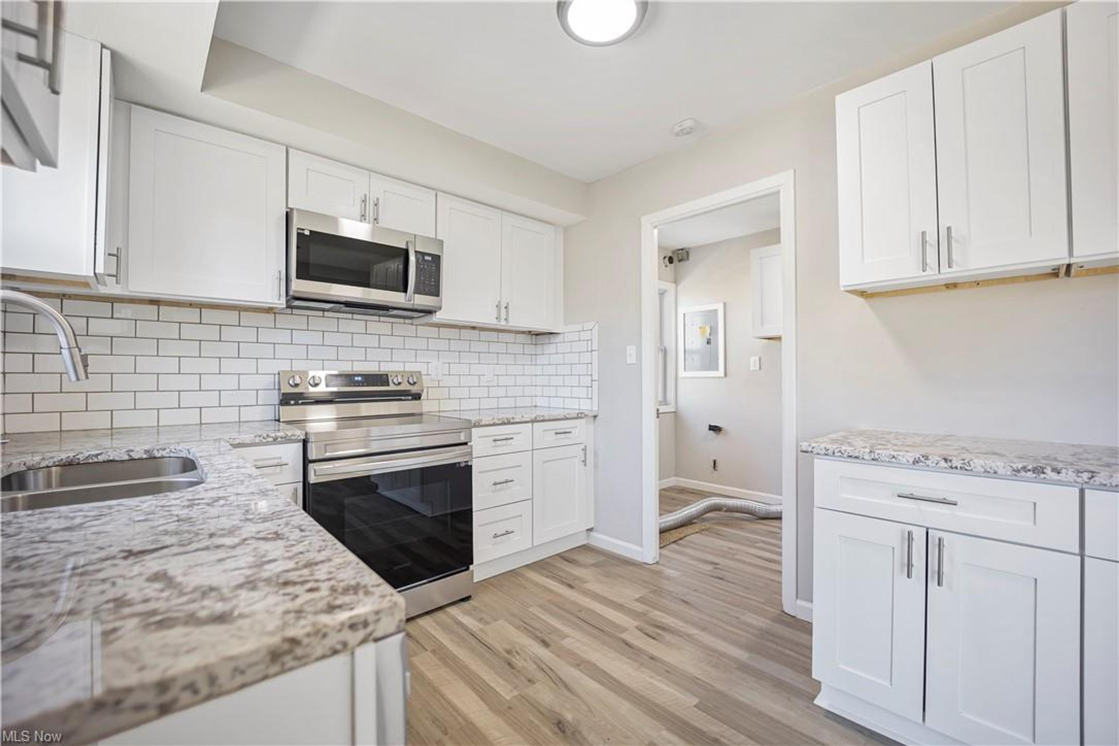 1008 Mohegan Trail, Willoughby - photo 10