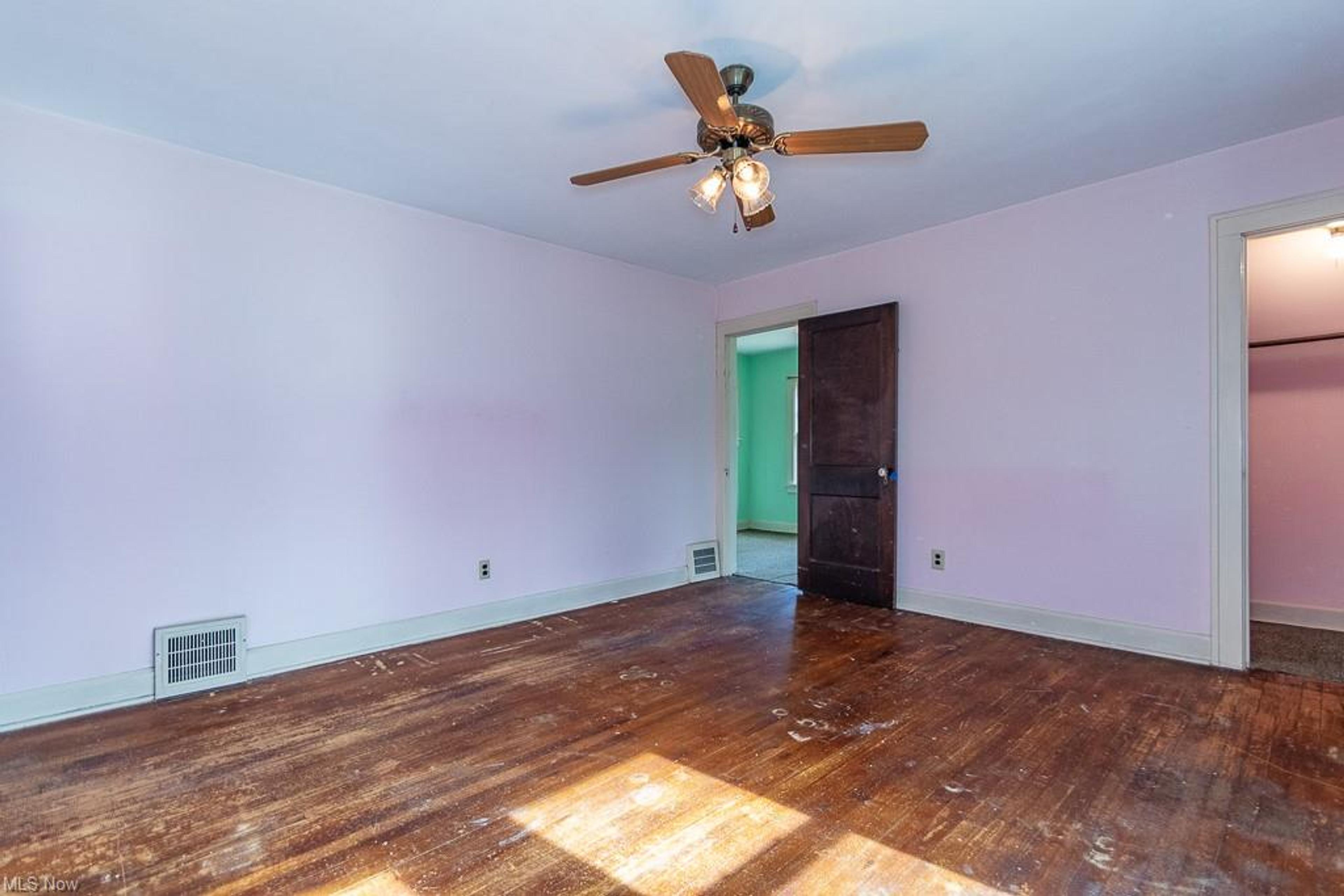 29396 Detroit Road, Westlake - photo 11