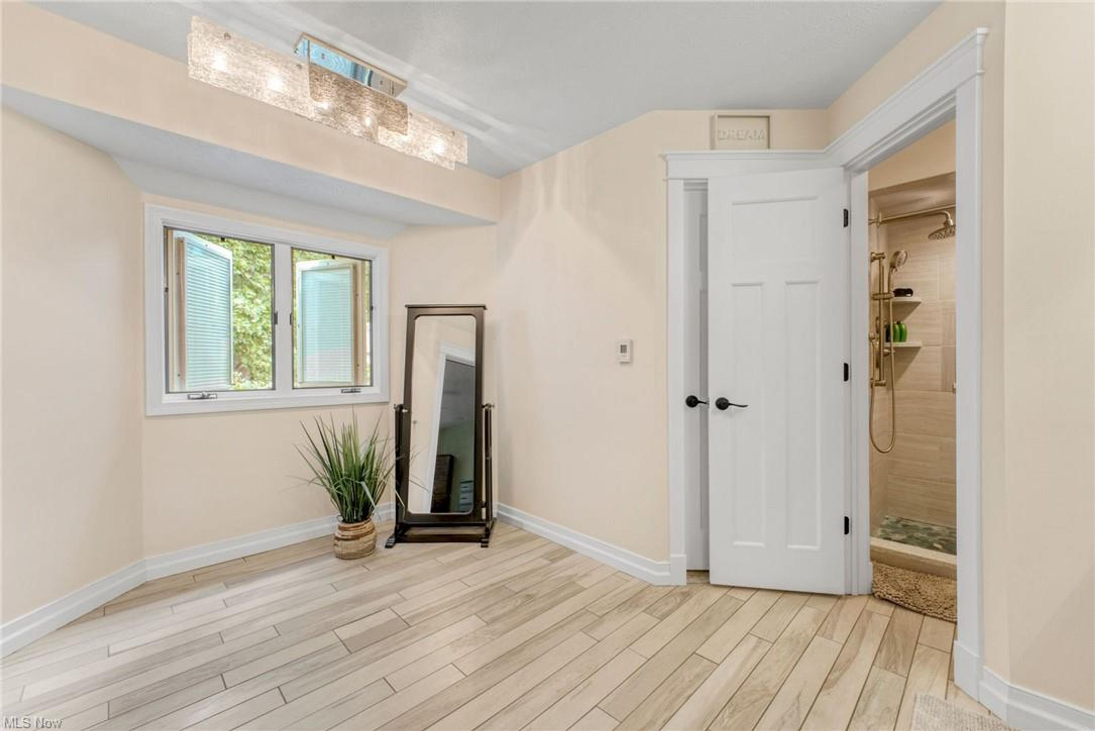 8432 Hilltop Drive, Mentor - photo 8