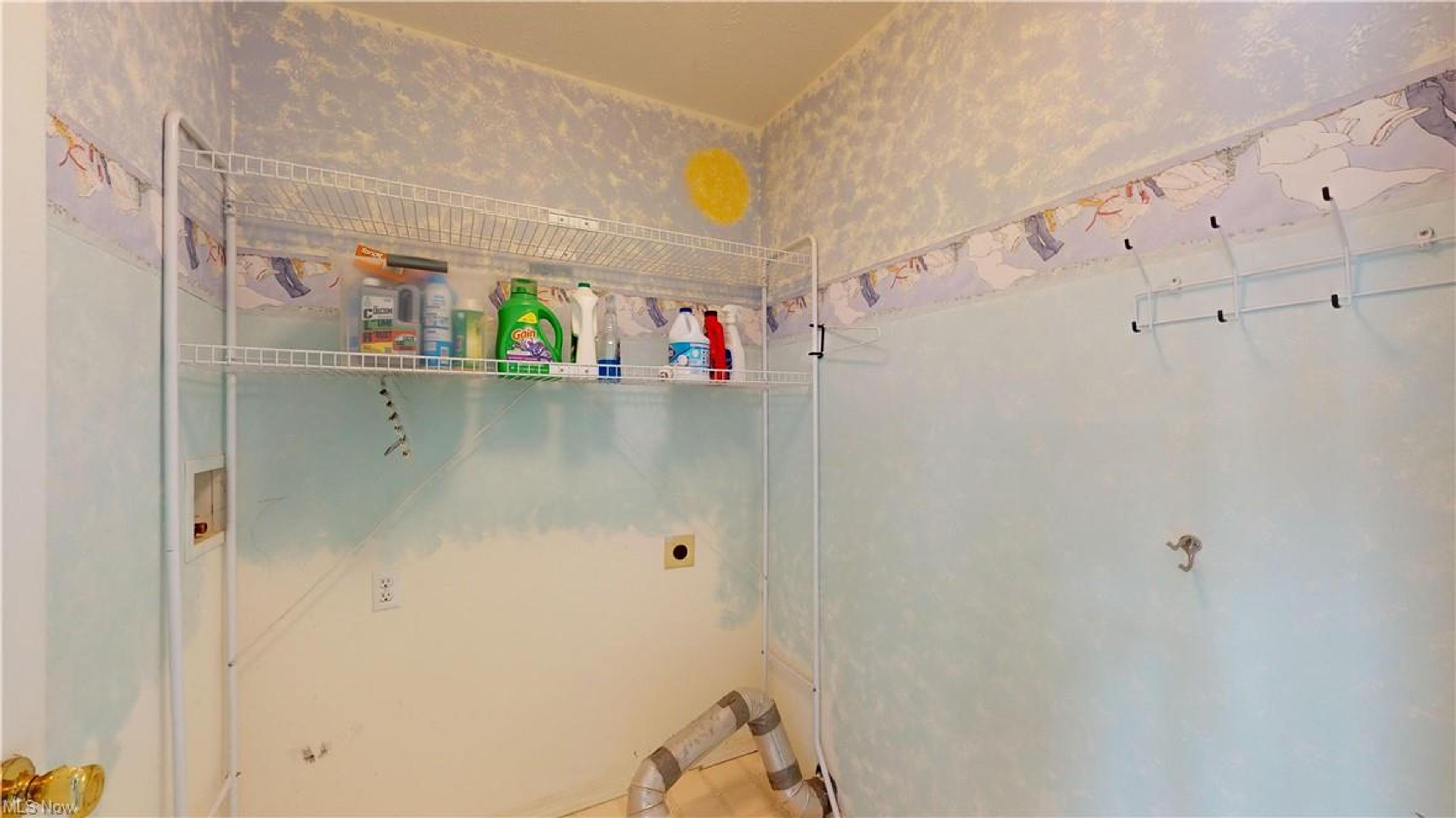 14725 Lakeview Drive, Middlefield - photo 18