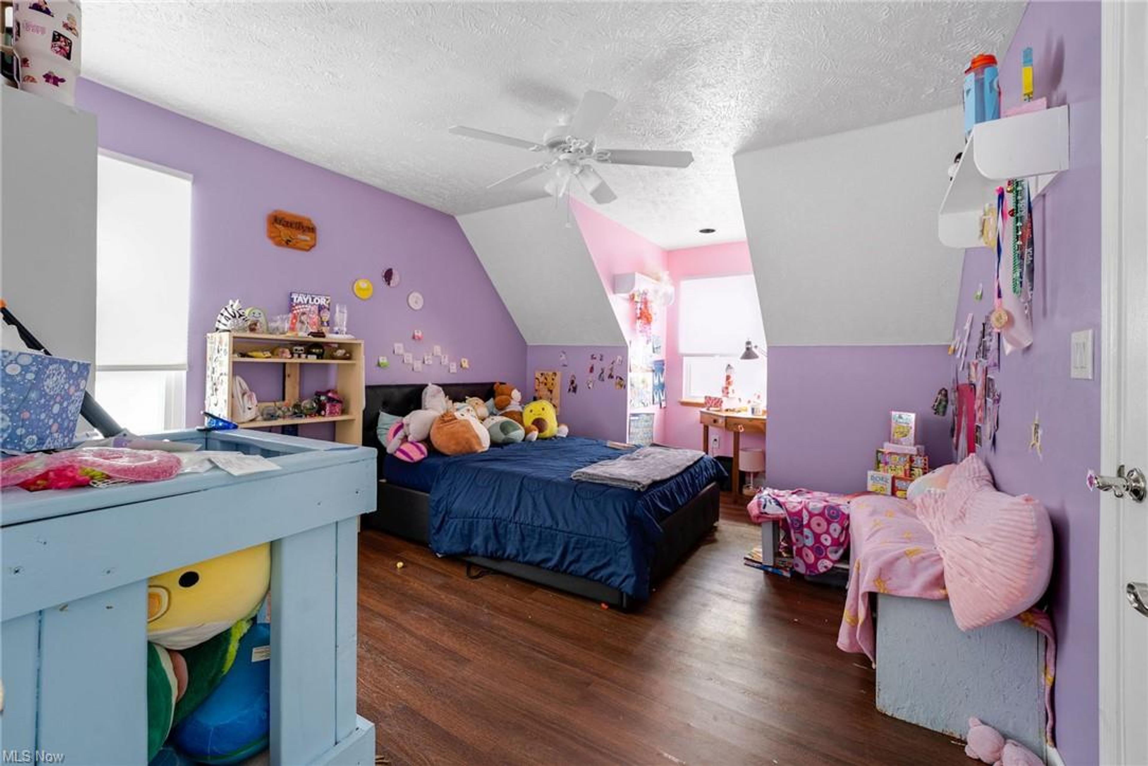 200 Bates Road, Madison - photo 31