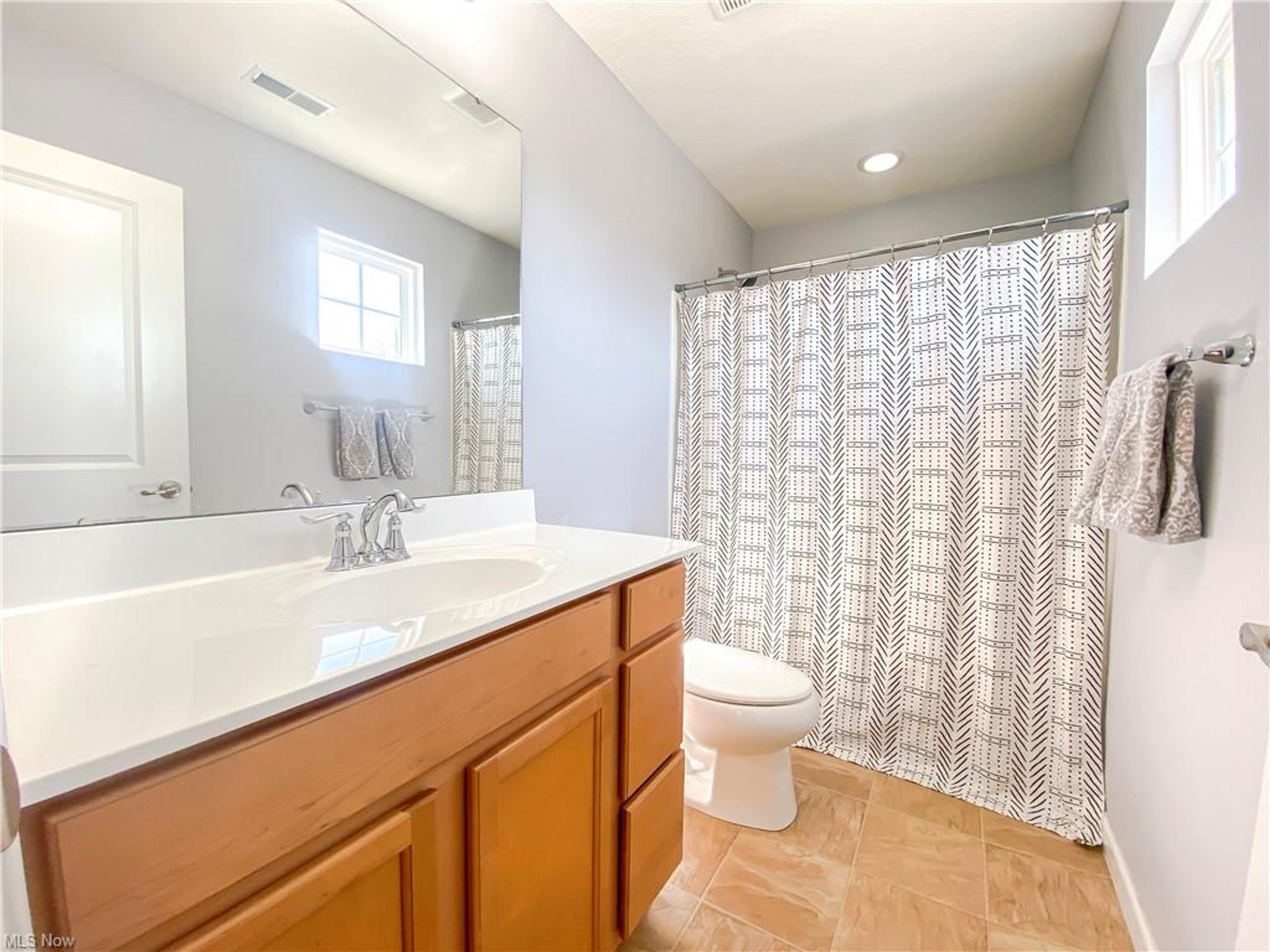 1588 Westover Drive, Willoughby - photo 15