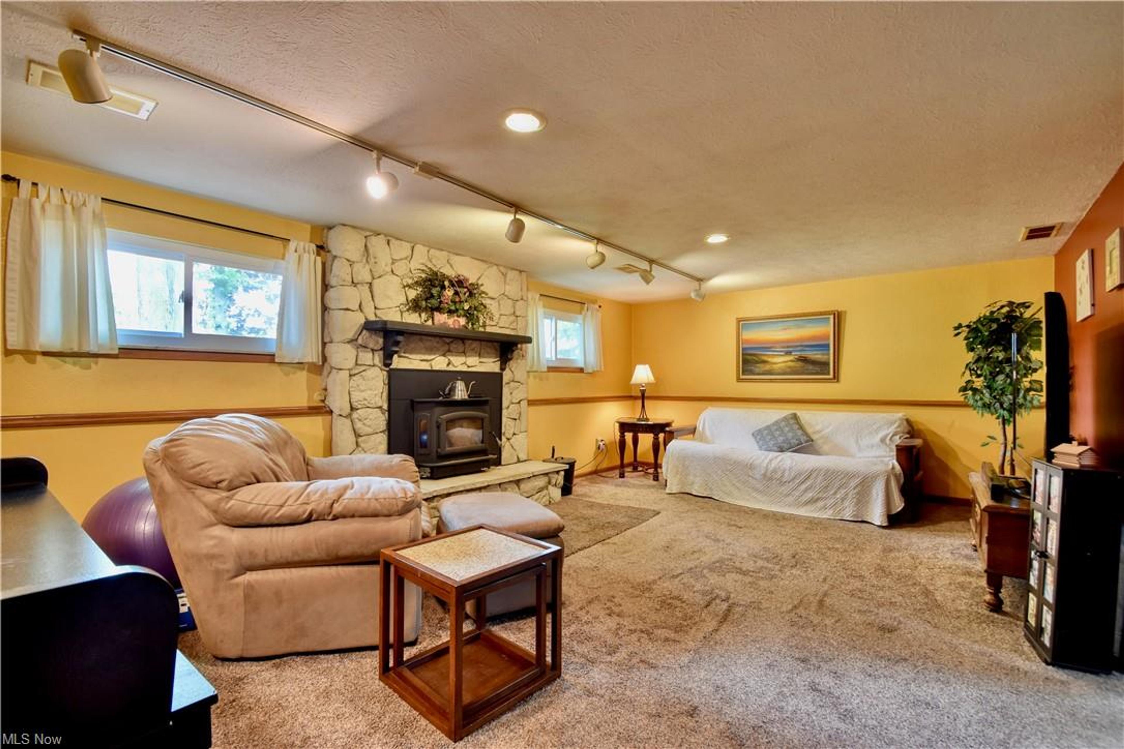 7294 Connie Drive, Mentor - photo 15