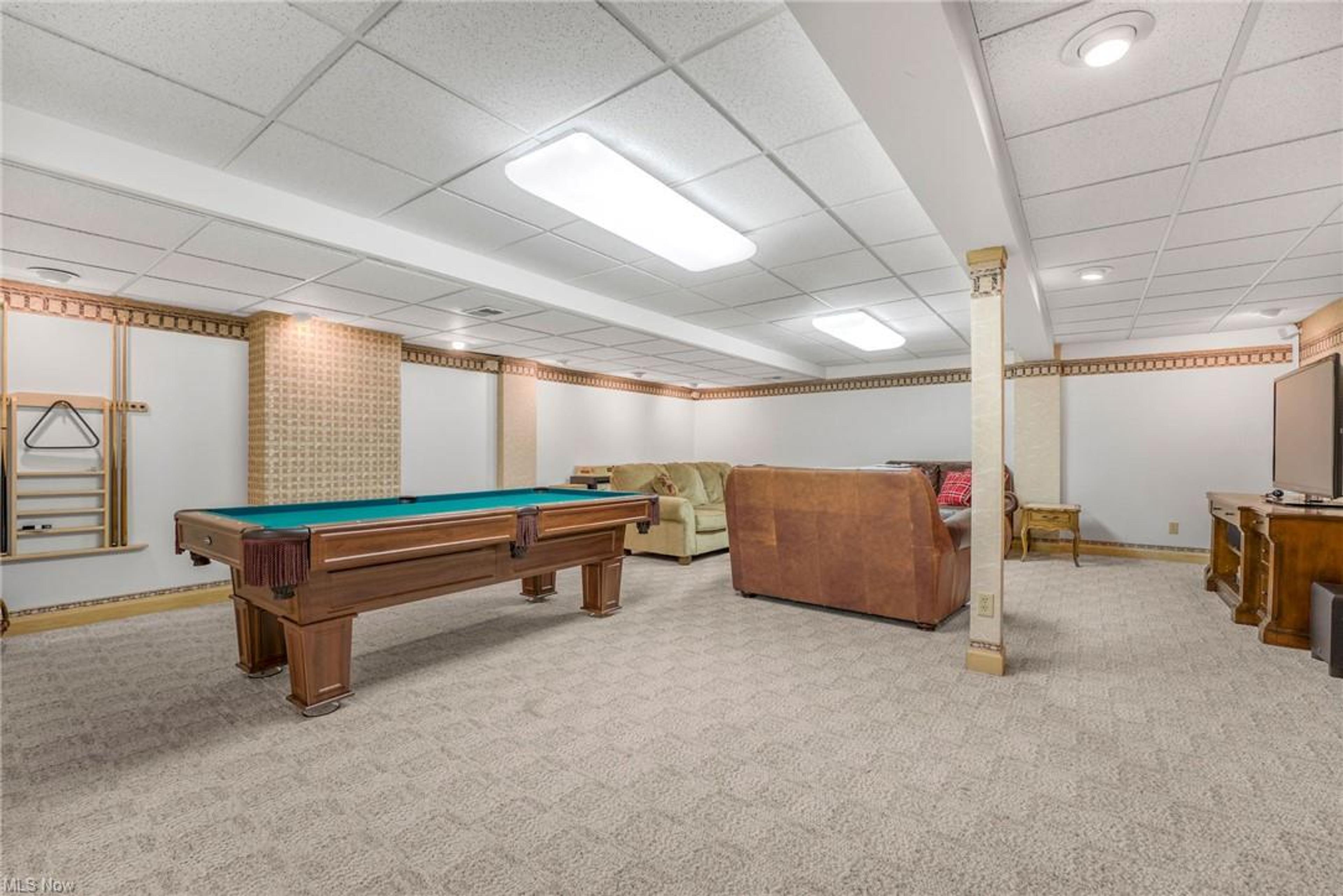 8432 Hilltop Drive, Mentor - photo 31