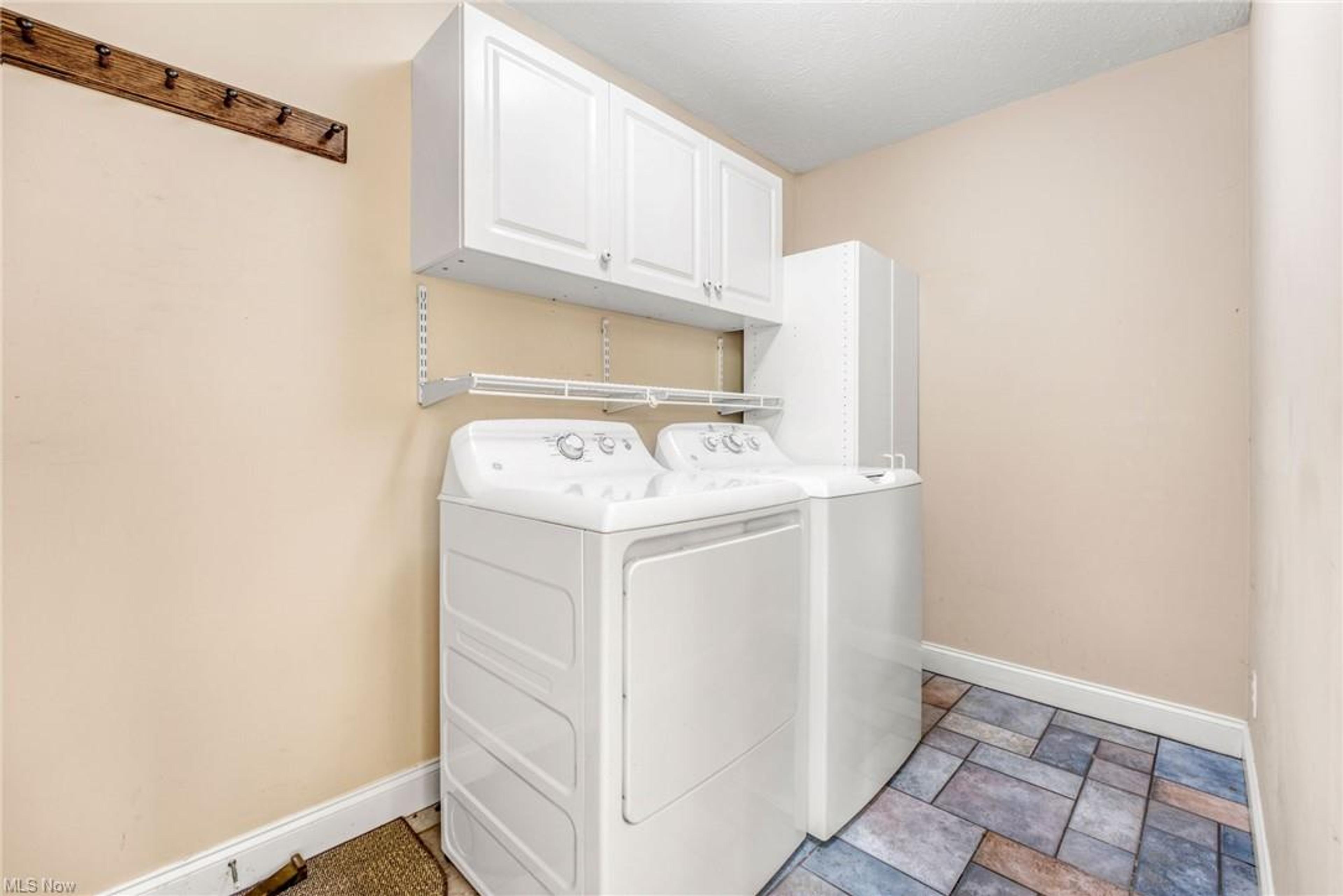 14588 Baird Street, Burton - photo 5