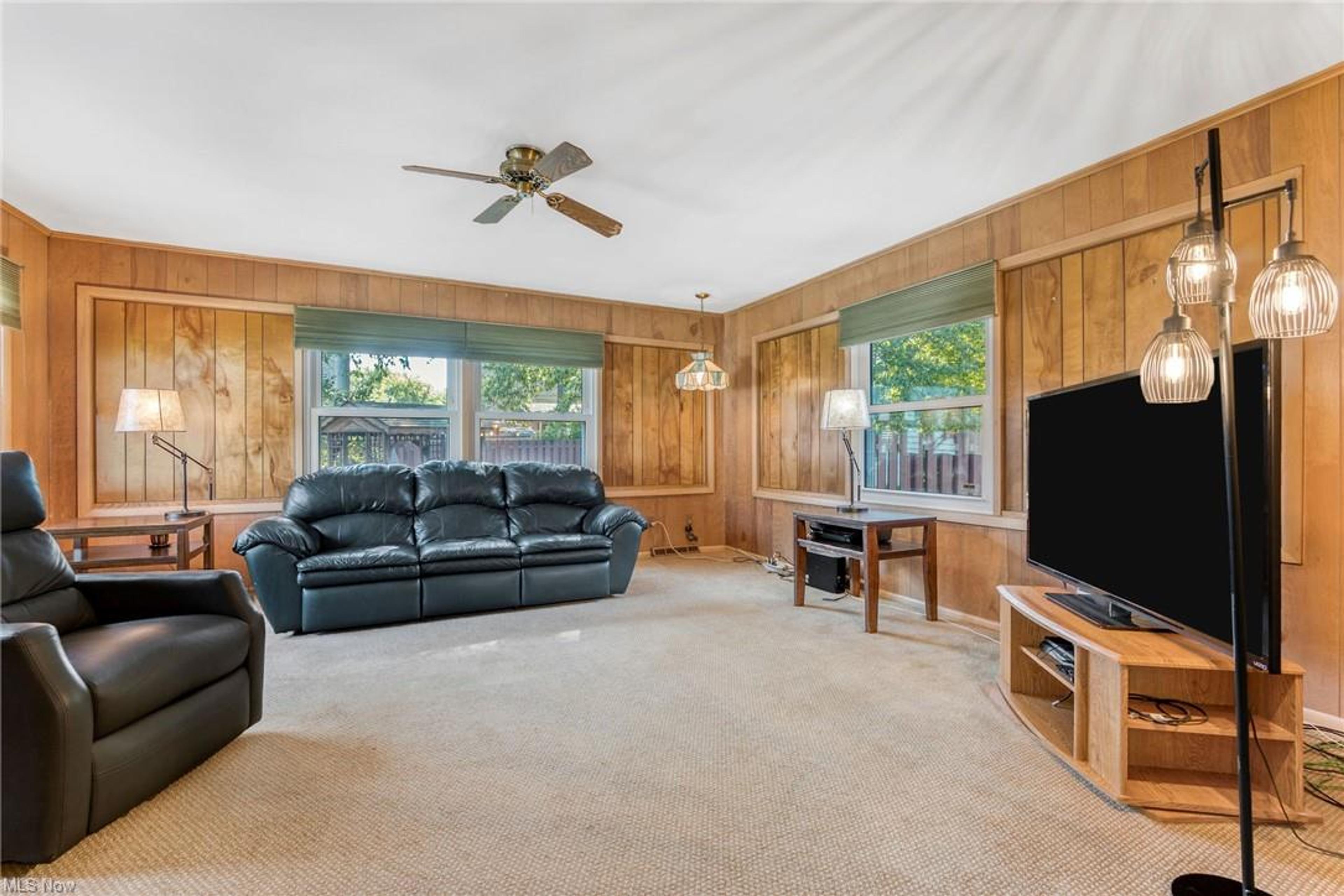 261 E 262nd Street, Euclid - photo 22