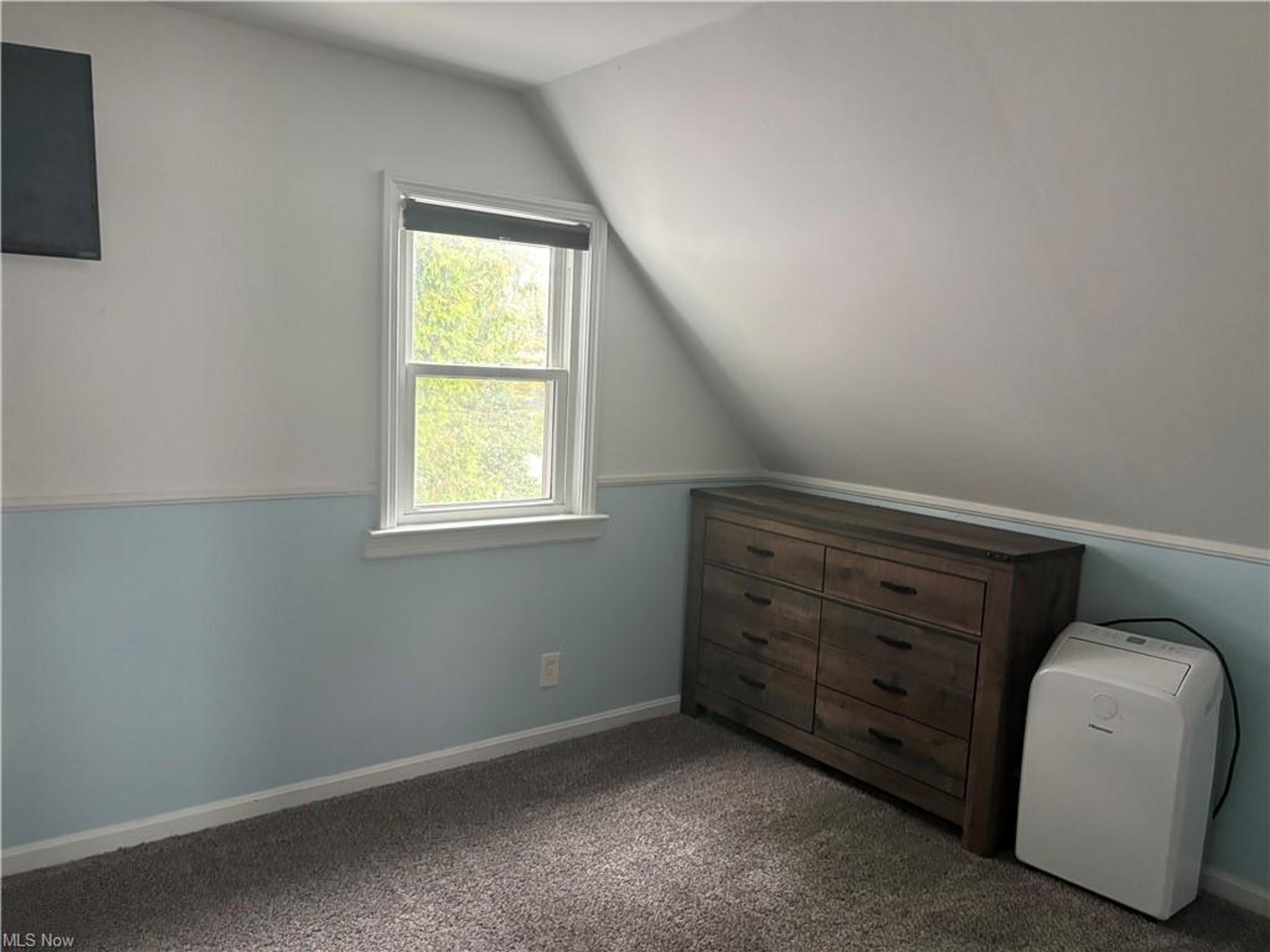 476 Woodstock Road, Eastlake - photo 19