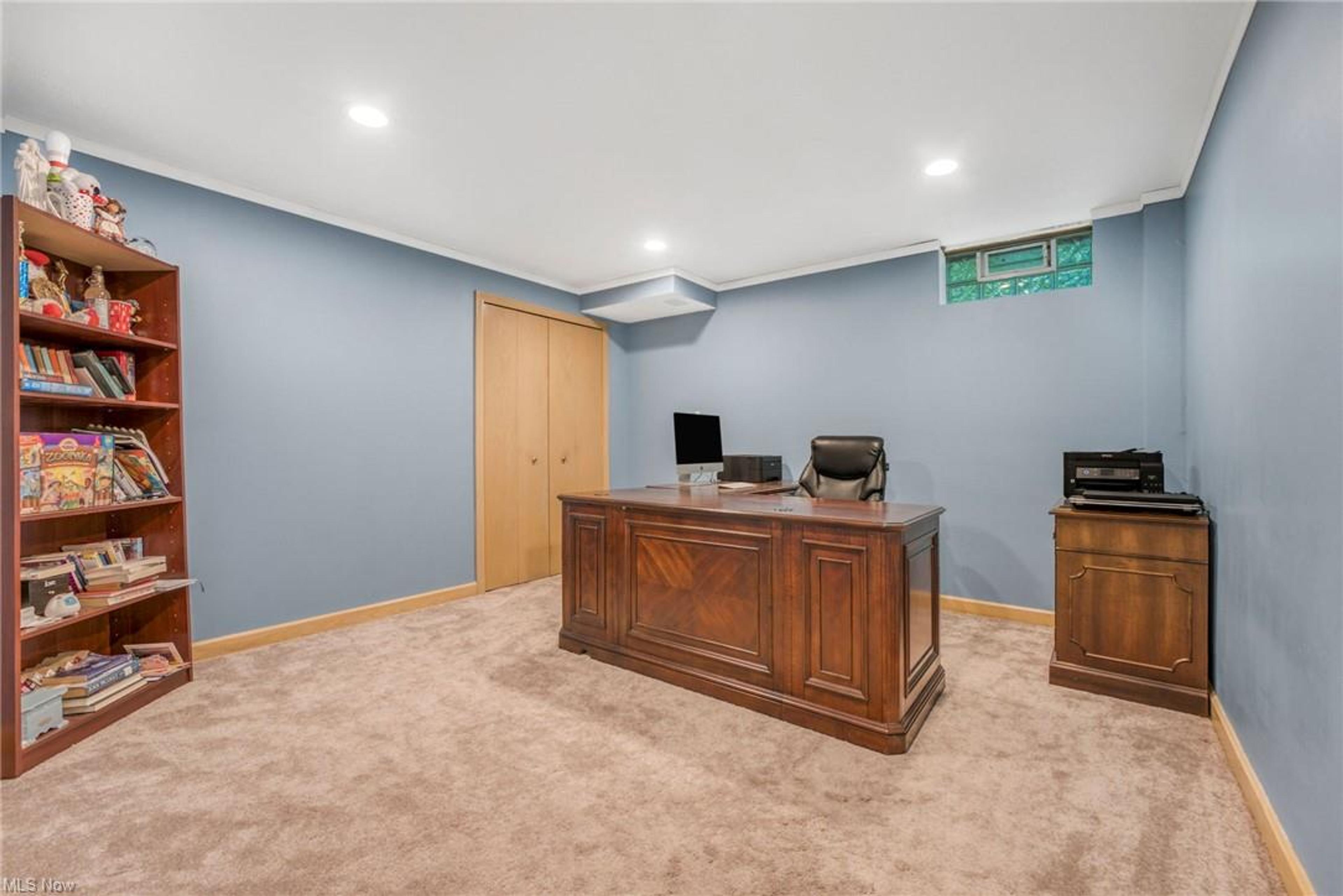 8432 Hilltop Drive, Mentor - photo 33