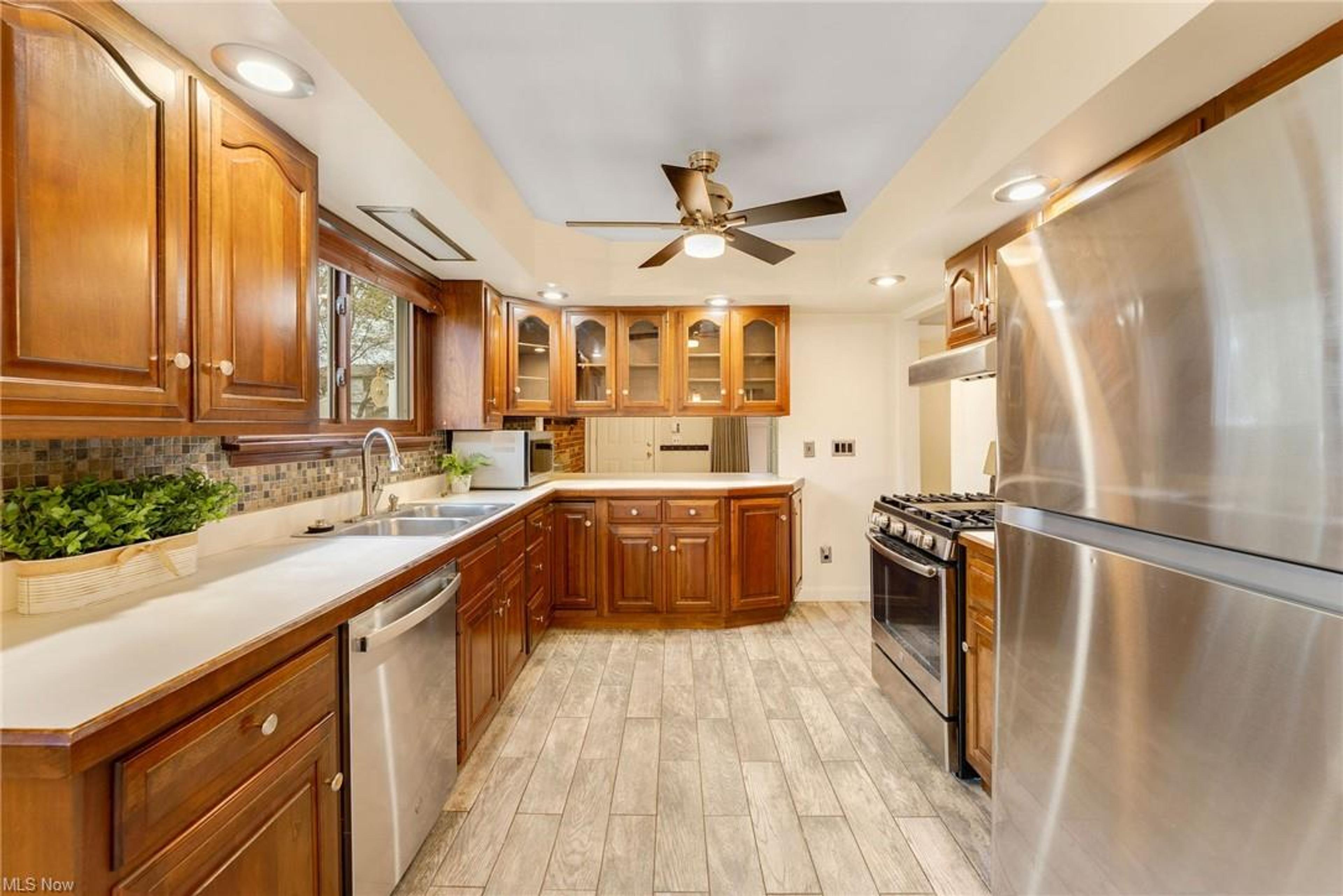 9556 Tamarin Court, Mentor - photo 5