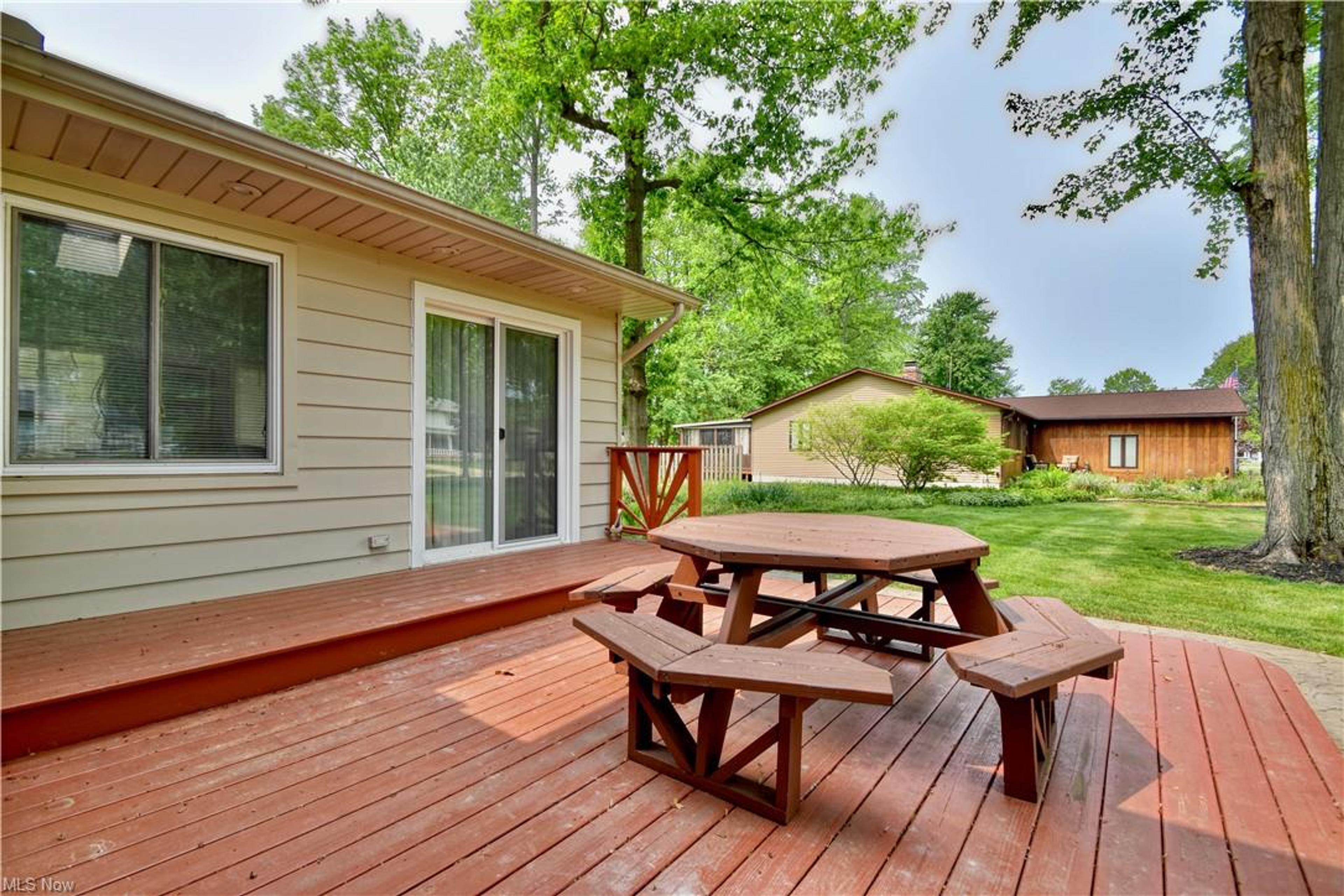 7294 Connie Drive, Mentor - photo 2