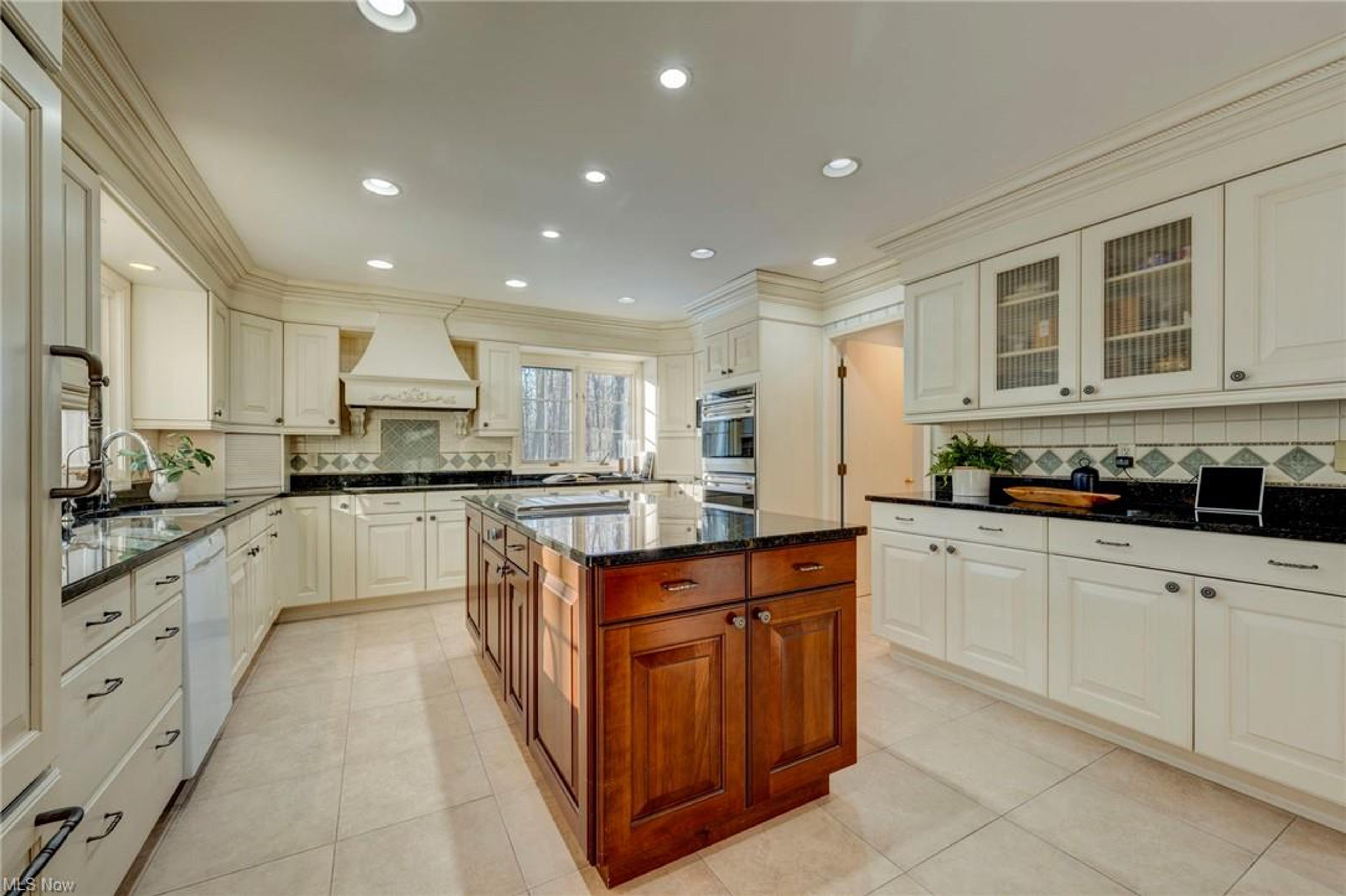 9240 Little Mountain Road, Kirtland Hills - photo 13