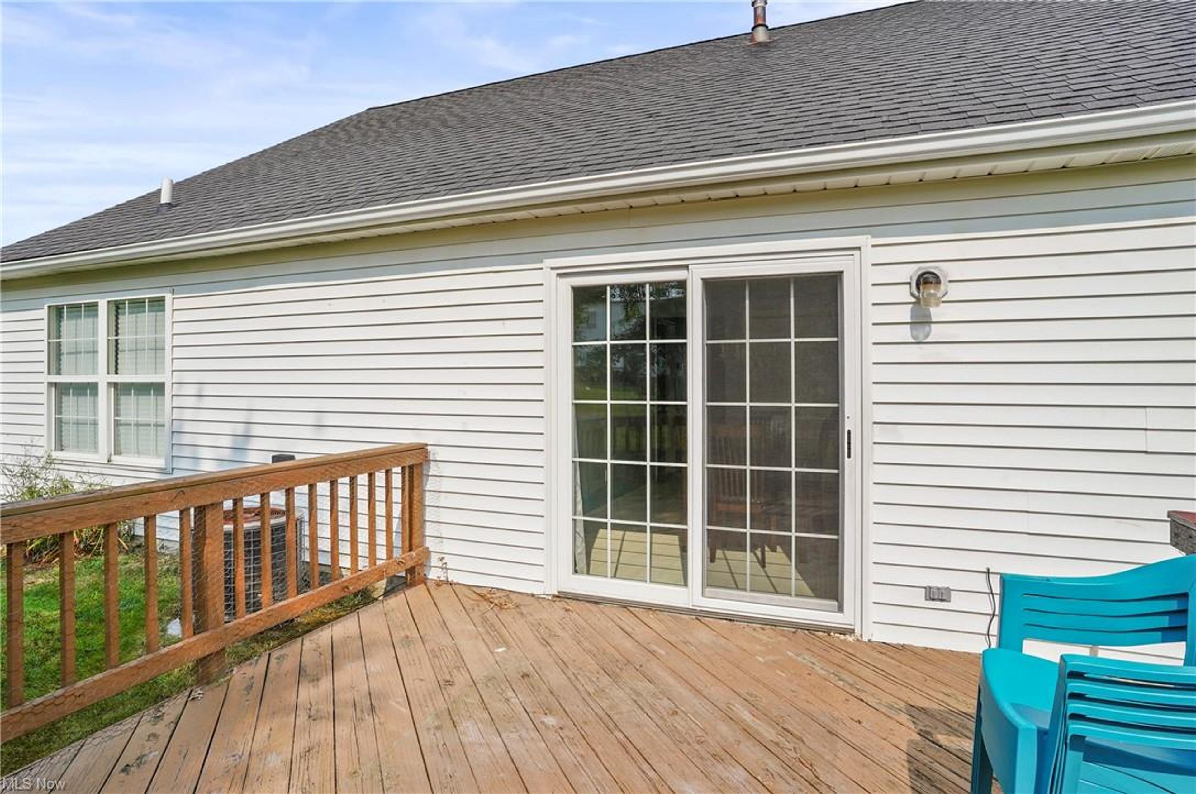 14725 Lakeview Drive, Middlefield - photo 8