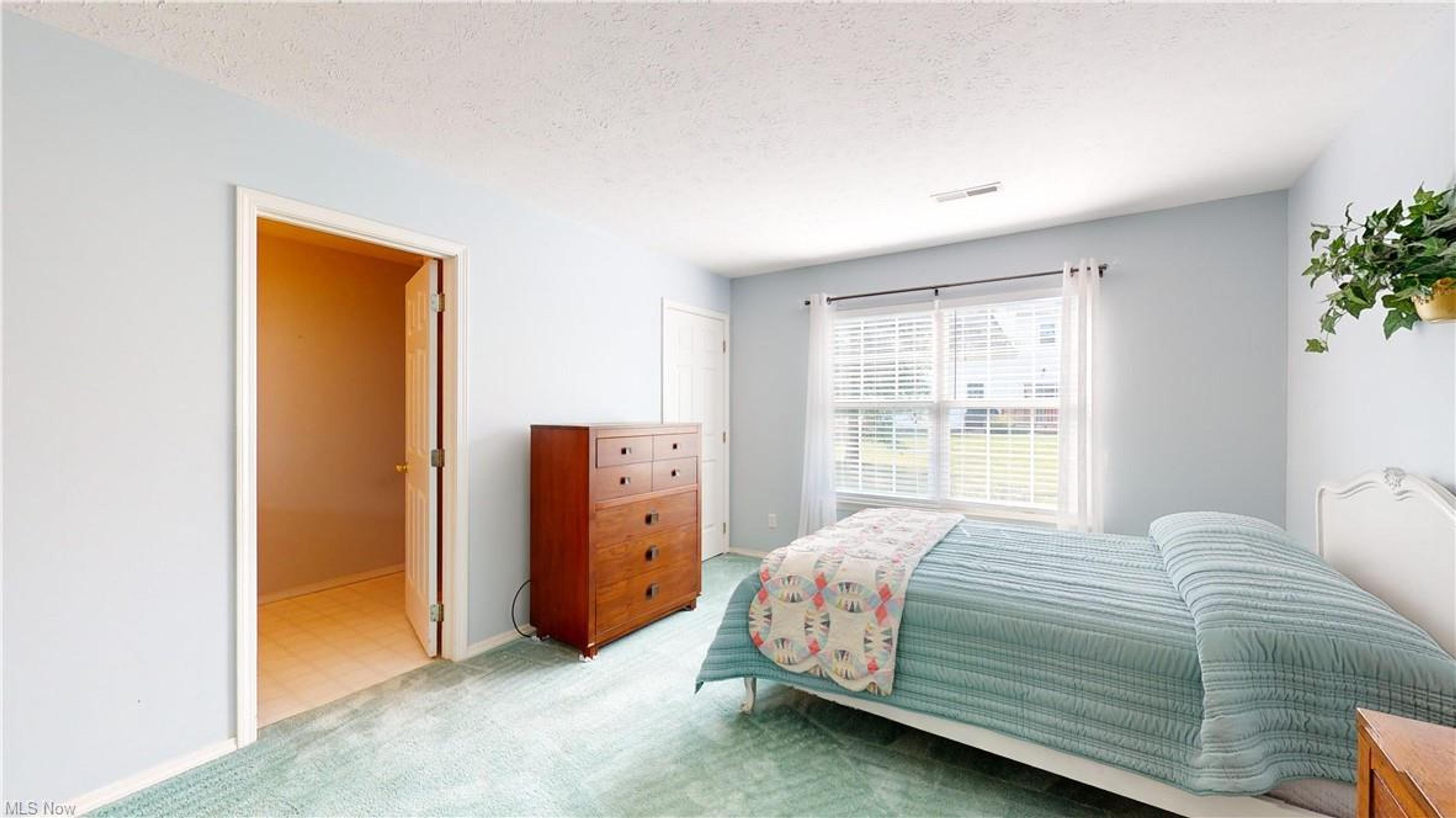 14725 Lakeview Drive, Middlefield - photo 22