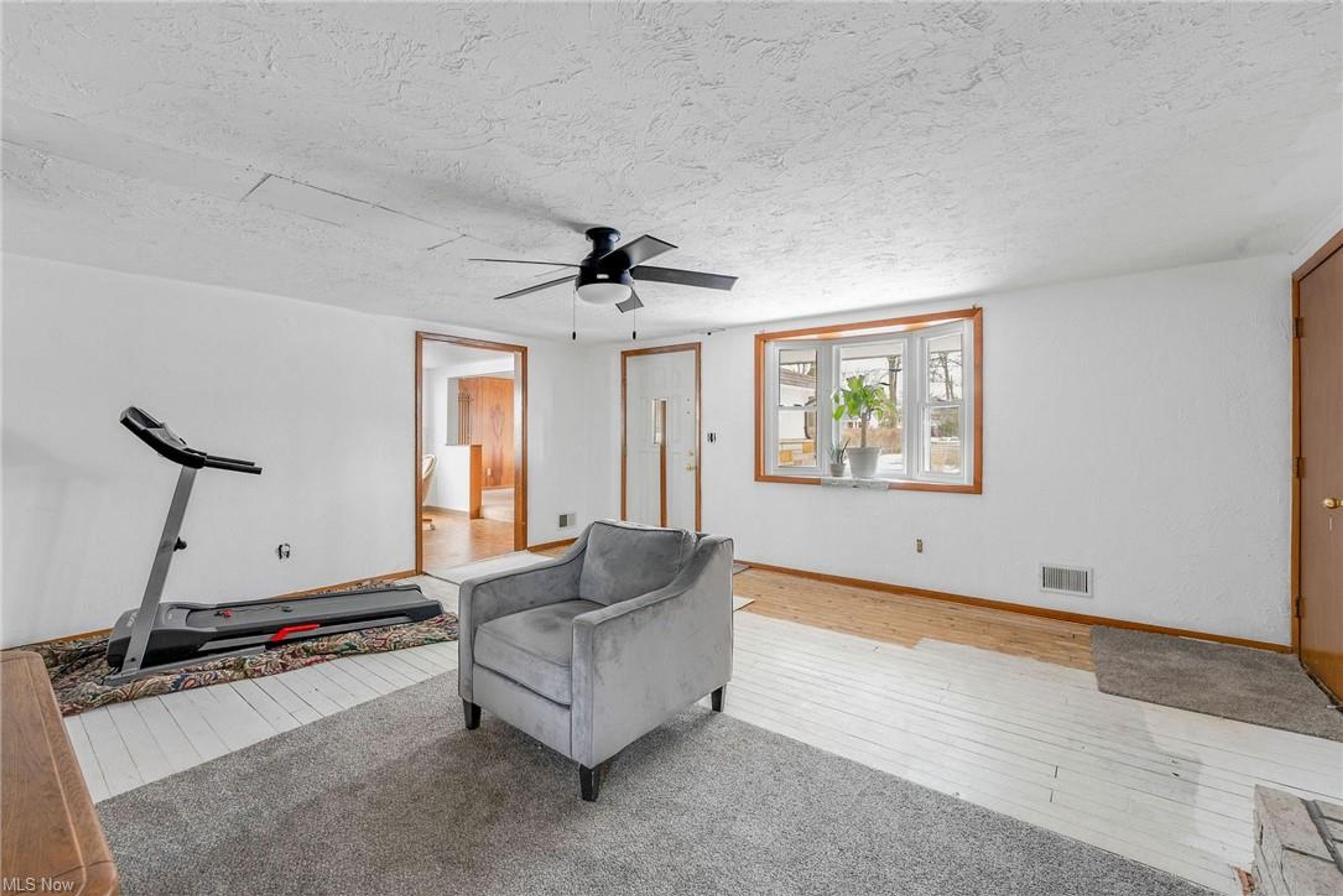 1 E Shore Boulevard, Timberlake - photo 33