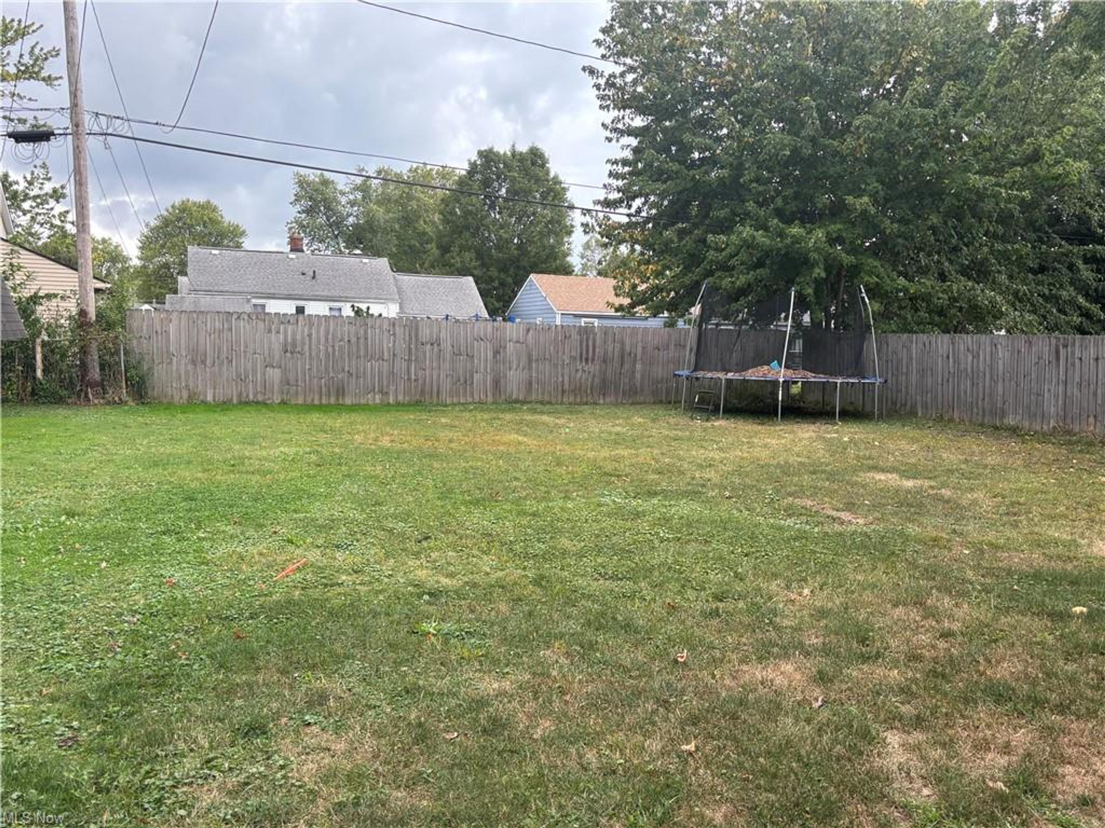 476 Woodstock Road, Eastlake - photo 21