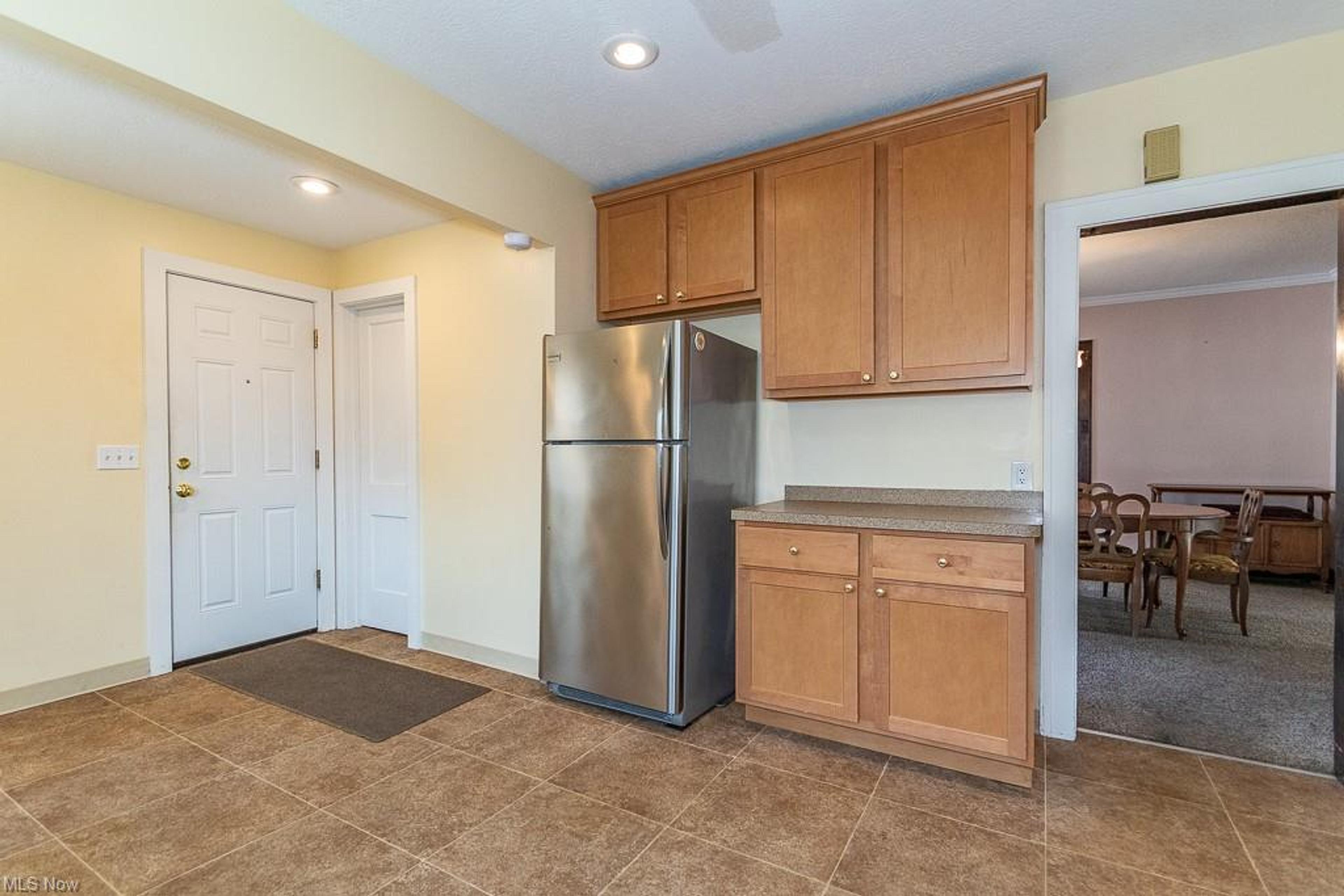 29396 Detroit Road, Westlake - photo 9